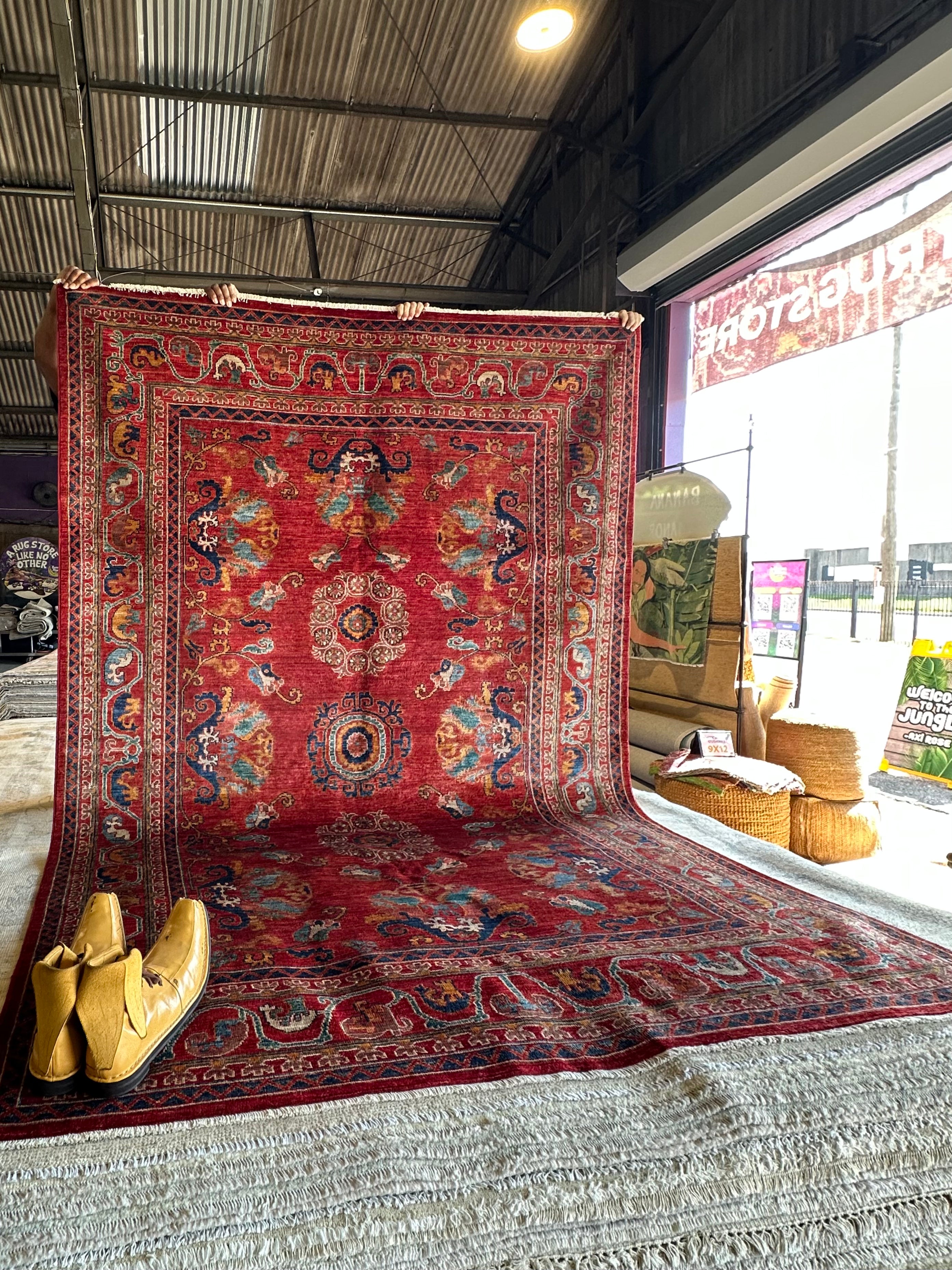 Rachel Bell 5.11x8.10 Red Hand-Knotted Humna Rug