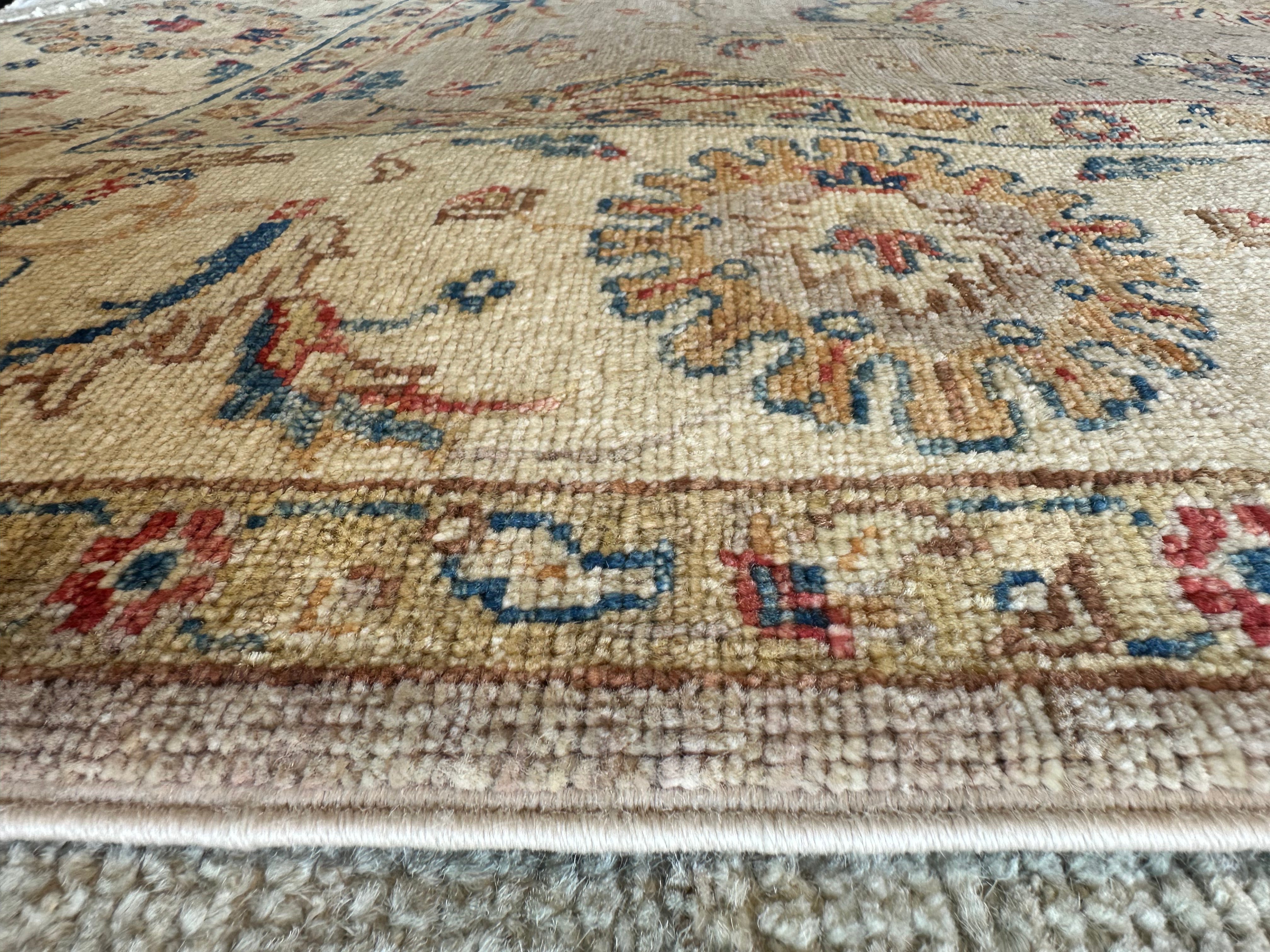 Amber Wakefield 5.6x7.6 Neutral Hand-Knotted Farhan Rug