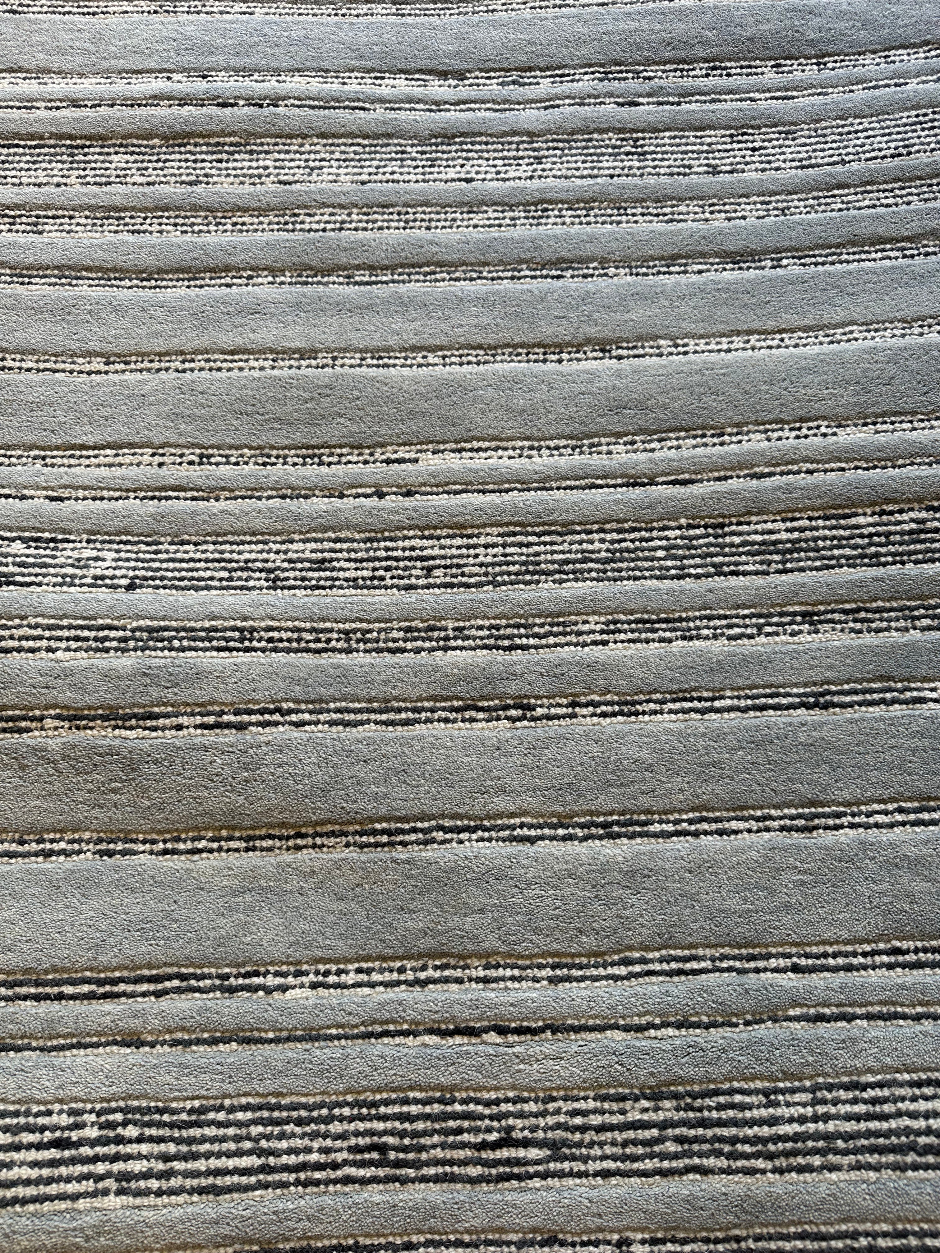 d.b.a. 5x8 Hand-Tufted Silver & Grey Stripe