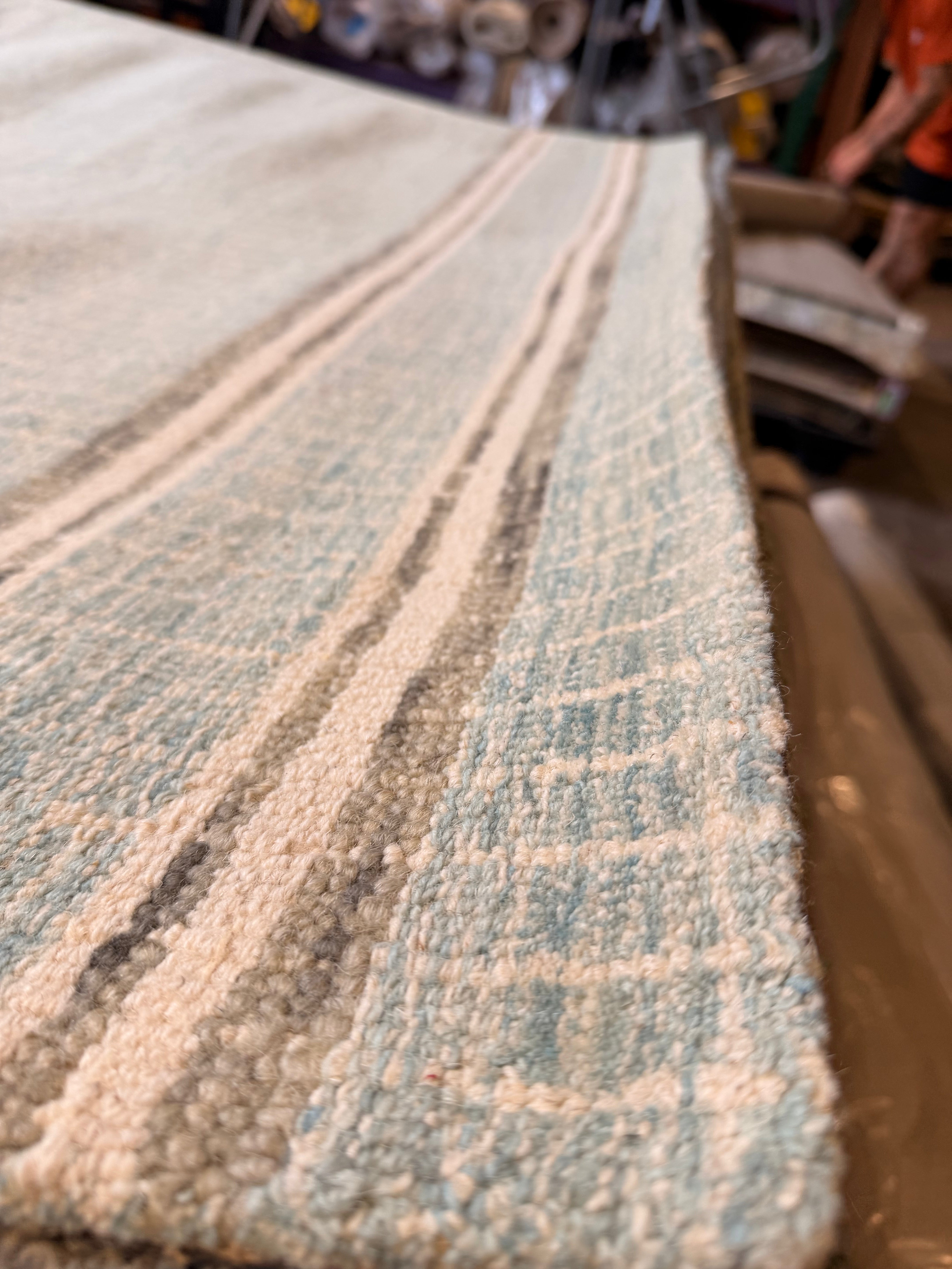 Elena 5x7 Hand-Tufted Wool Light Blue & Stripe