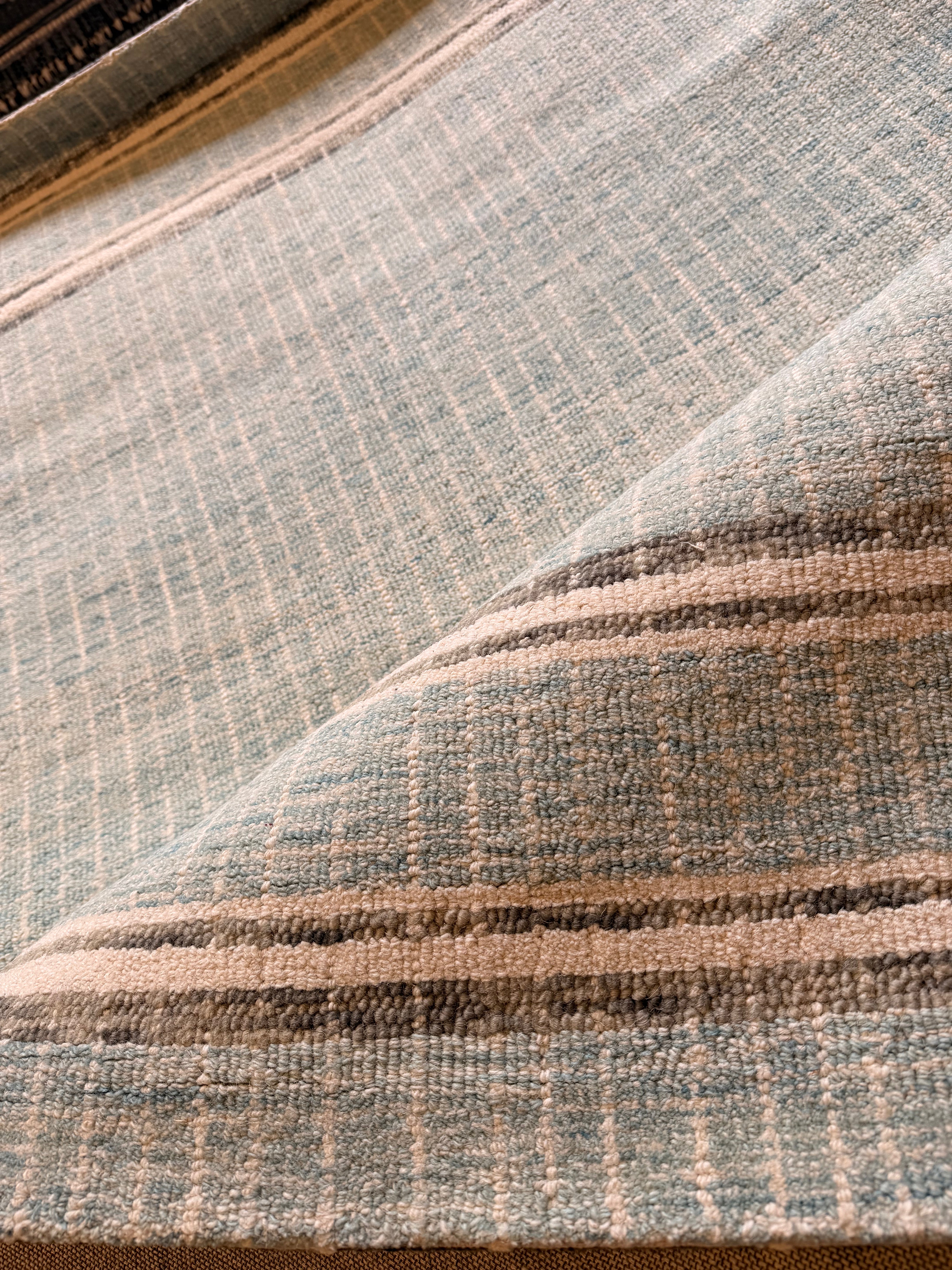 Elena 5x7 Hand-Tufted Wool Light Blue & Stripe