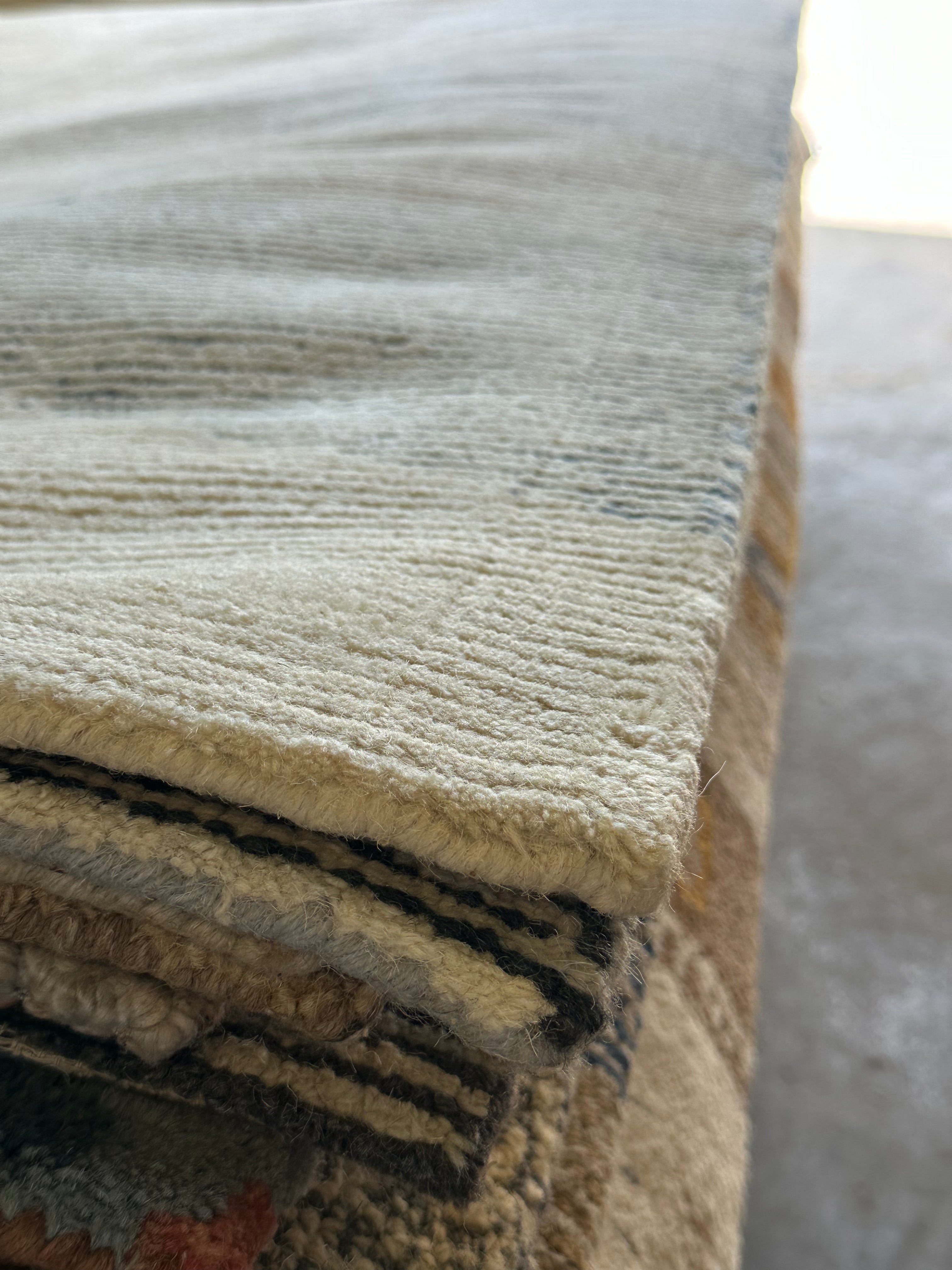 Fillmore 5.3x7.6 Hand-Tufted Pastel Loop Cut