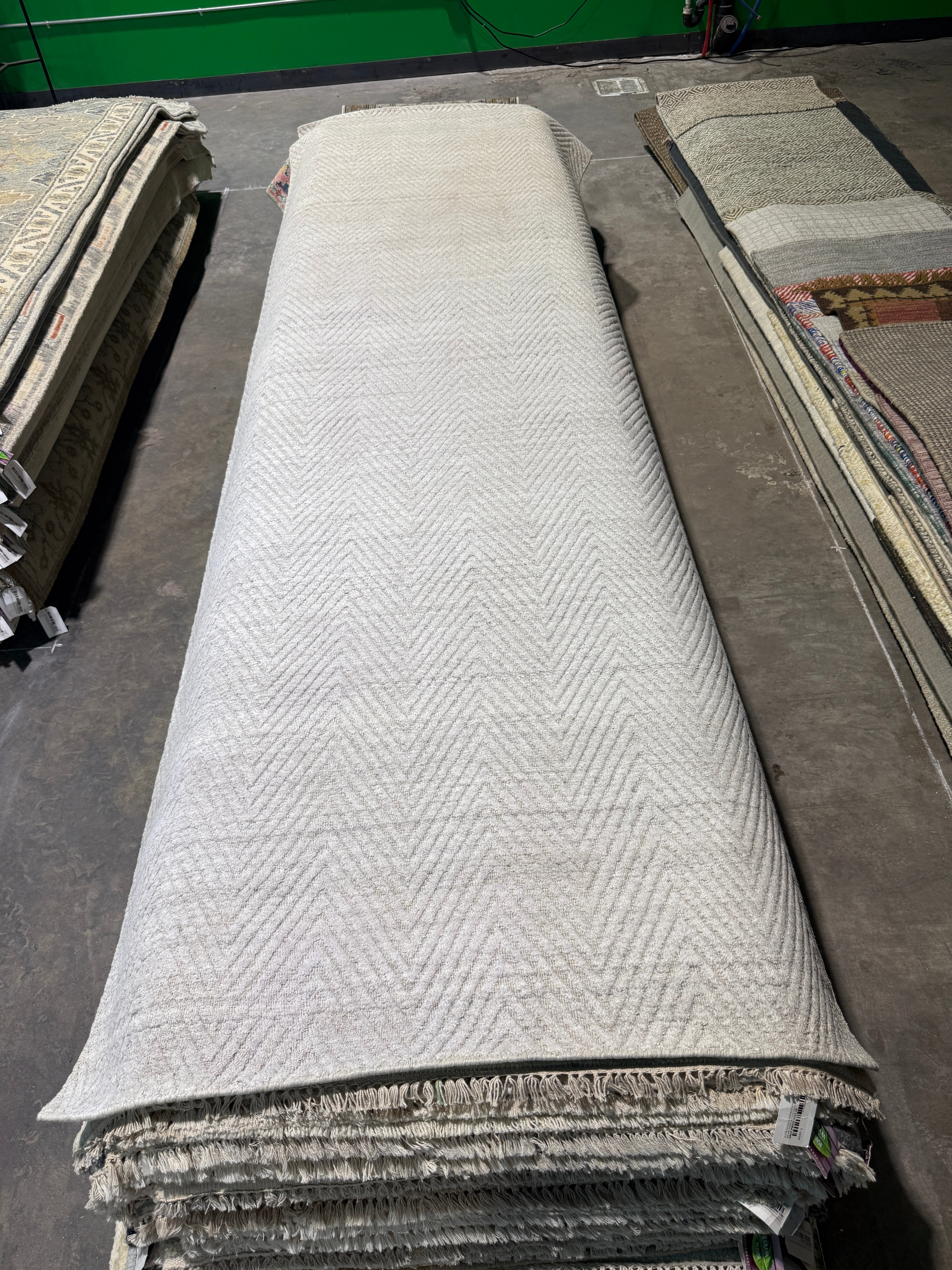 Karl Smith 3.9x11.6 Grey Handwoven Modern Runner