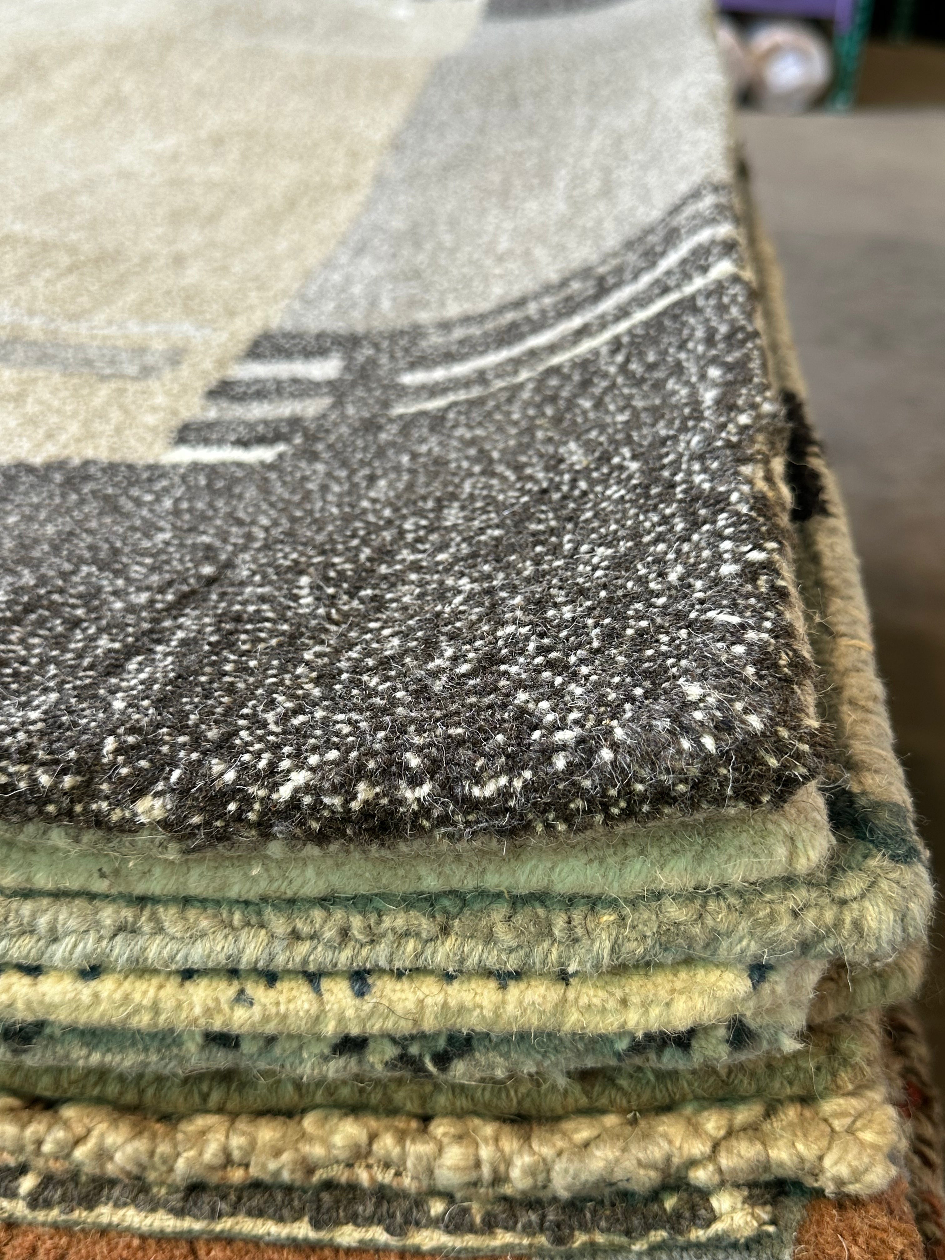 Bouligny 5.3x7.6 Hand-Tufted Beige Mix Modern
