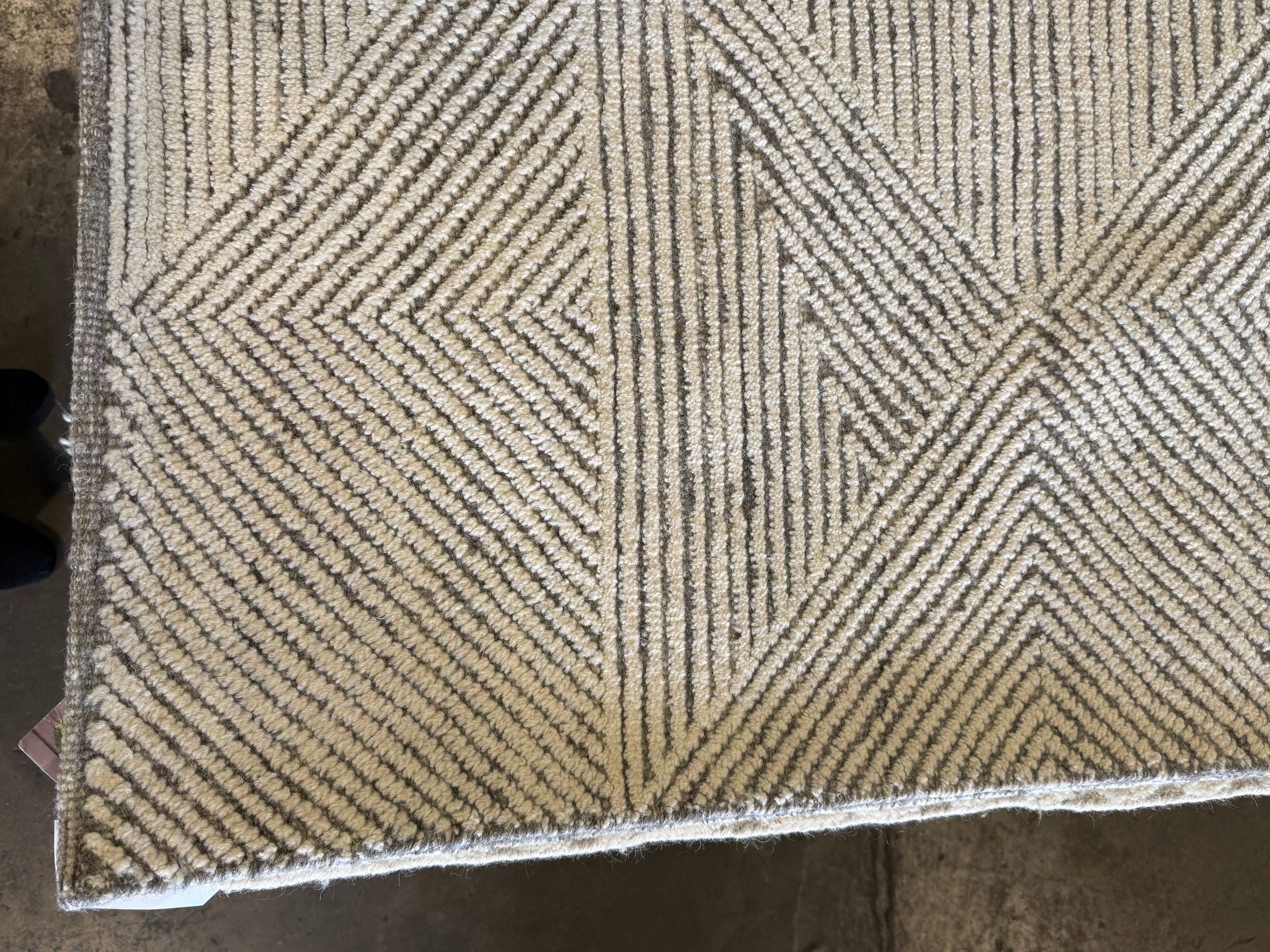 Donald 9.3x11.9 Hand-Knotted Grey & Ivory Modern