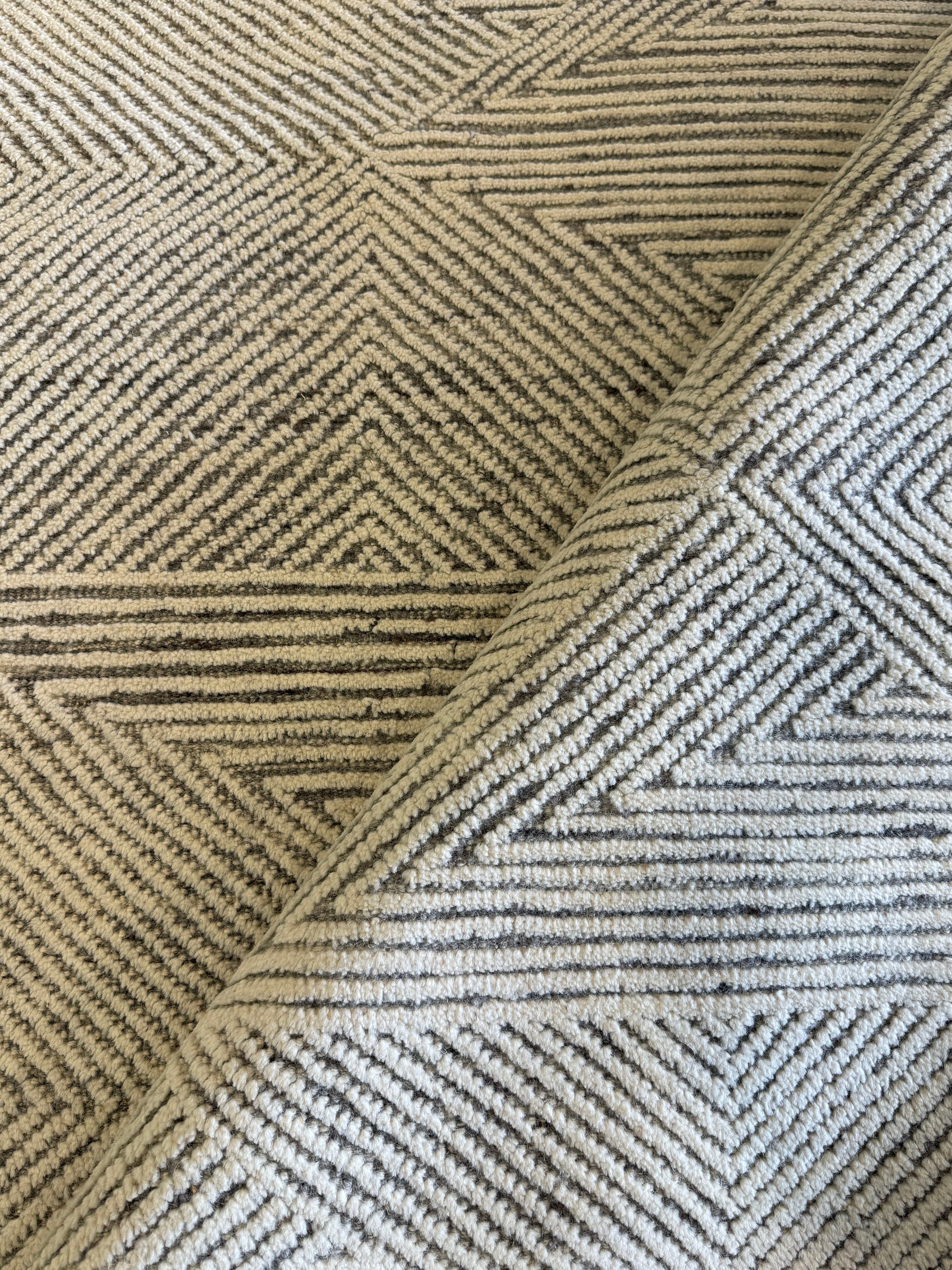 Donald 9.3x11.9 Hand-Knotted Grey & Ivory Modern