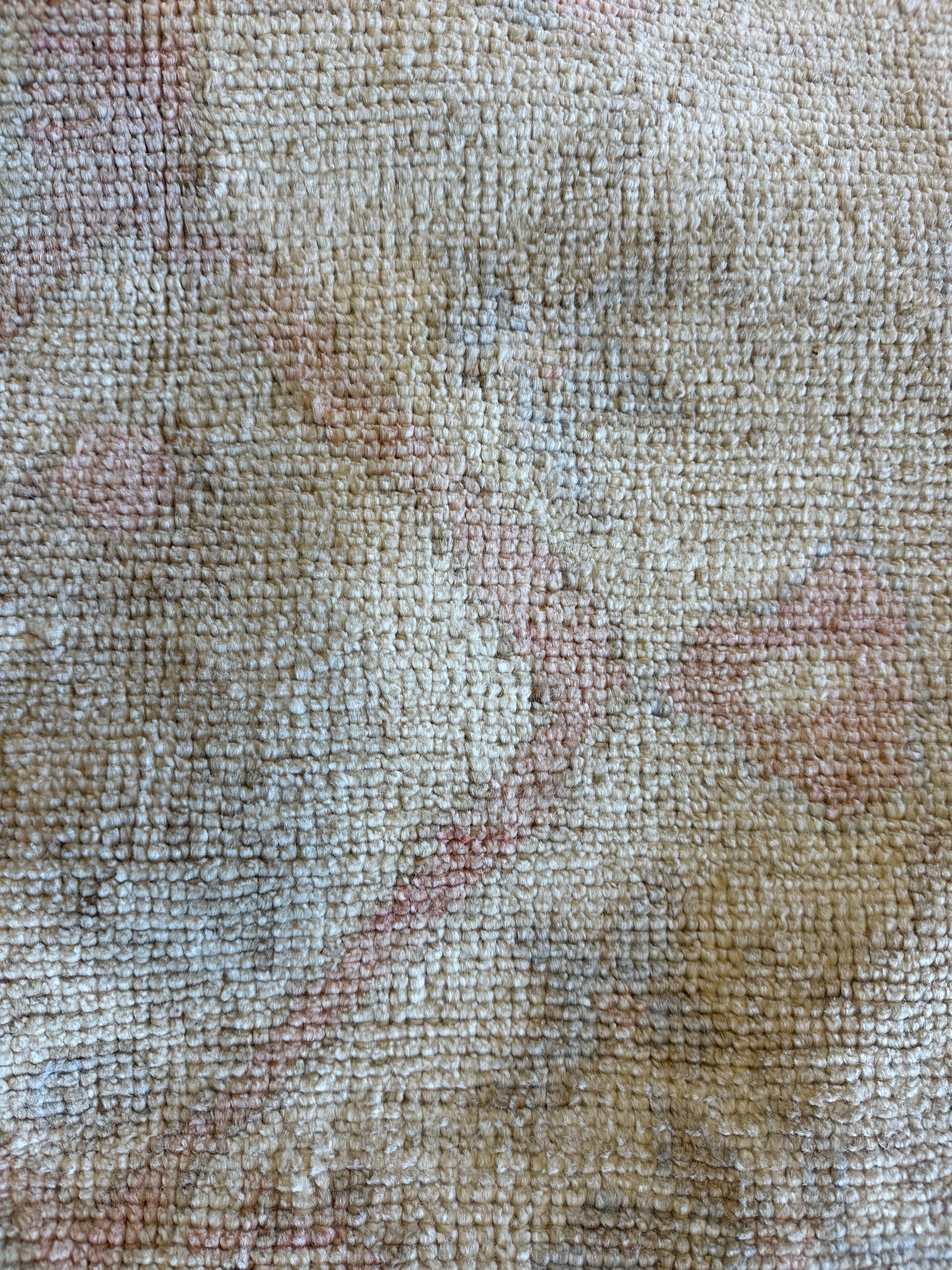 Norah 8.8x11.6 Cream Pink Whitewashed Afghani Oushak Rug