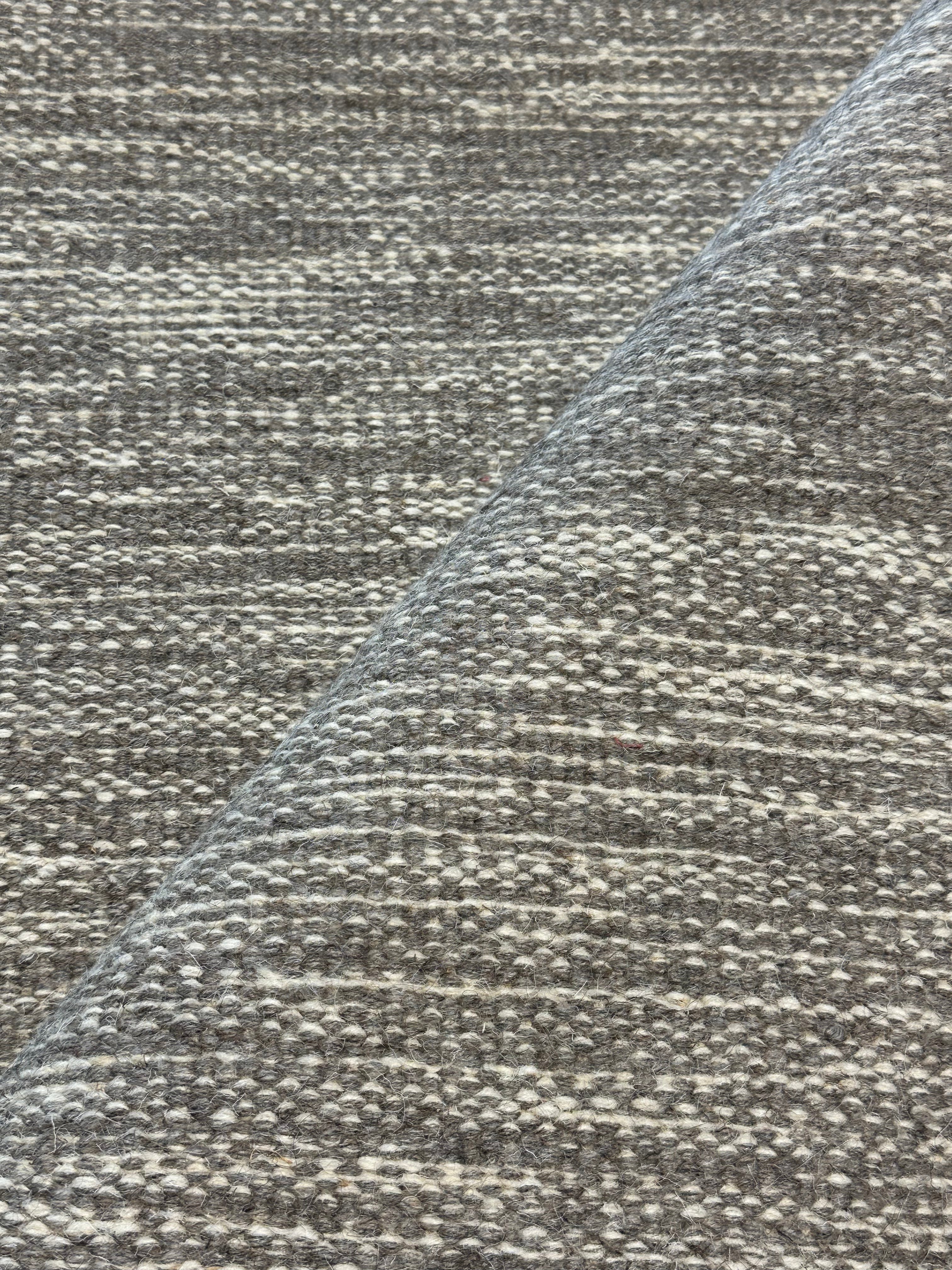Brett Manheim 6.9x9.6 Grey Handwoven Modern Rug