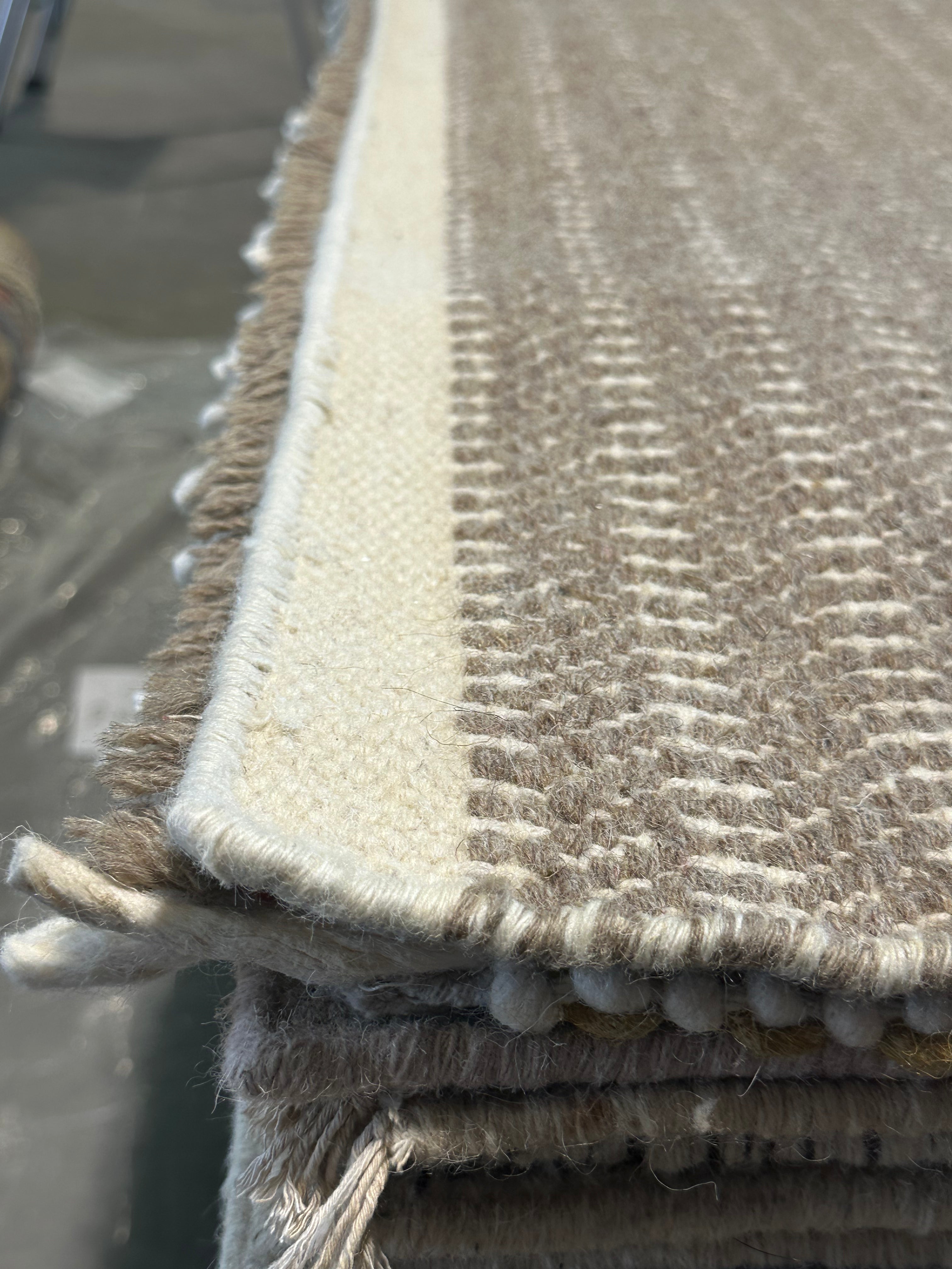 Hakeem Schaumberg 6.9x8.6 Grey Handwoven Modern Rug