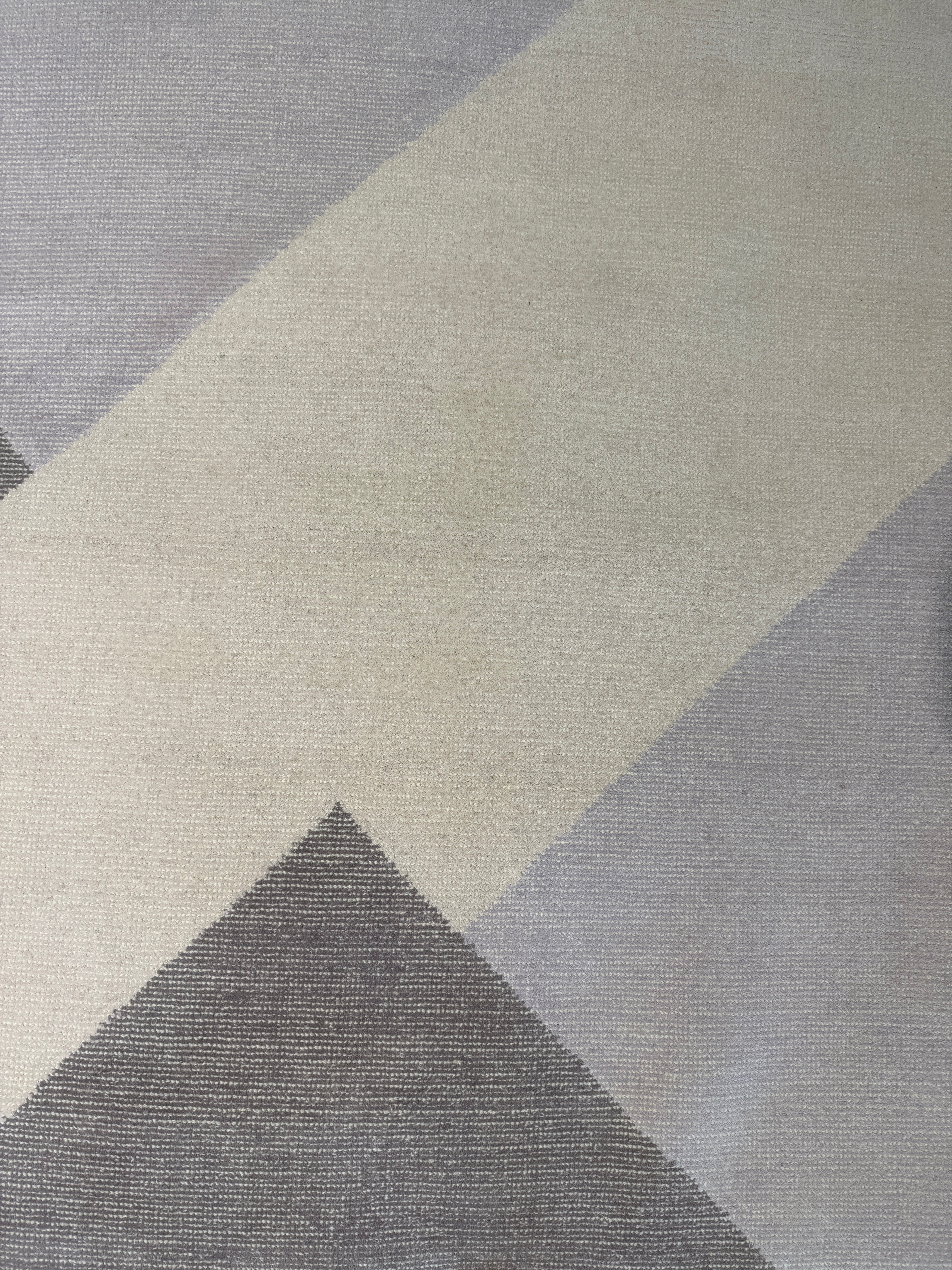 Garrett Aida 8x10 Grey Handwoven Modern Rug