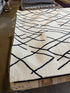 Quintron 5x8 Hand-Tufted Ivory & Black High Low