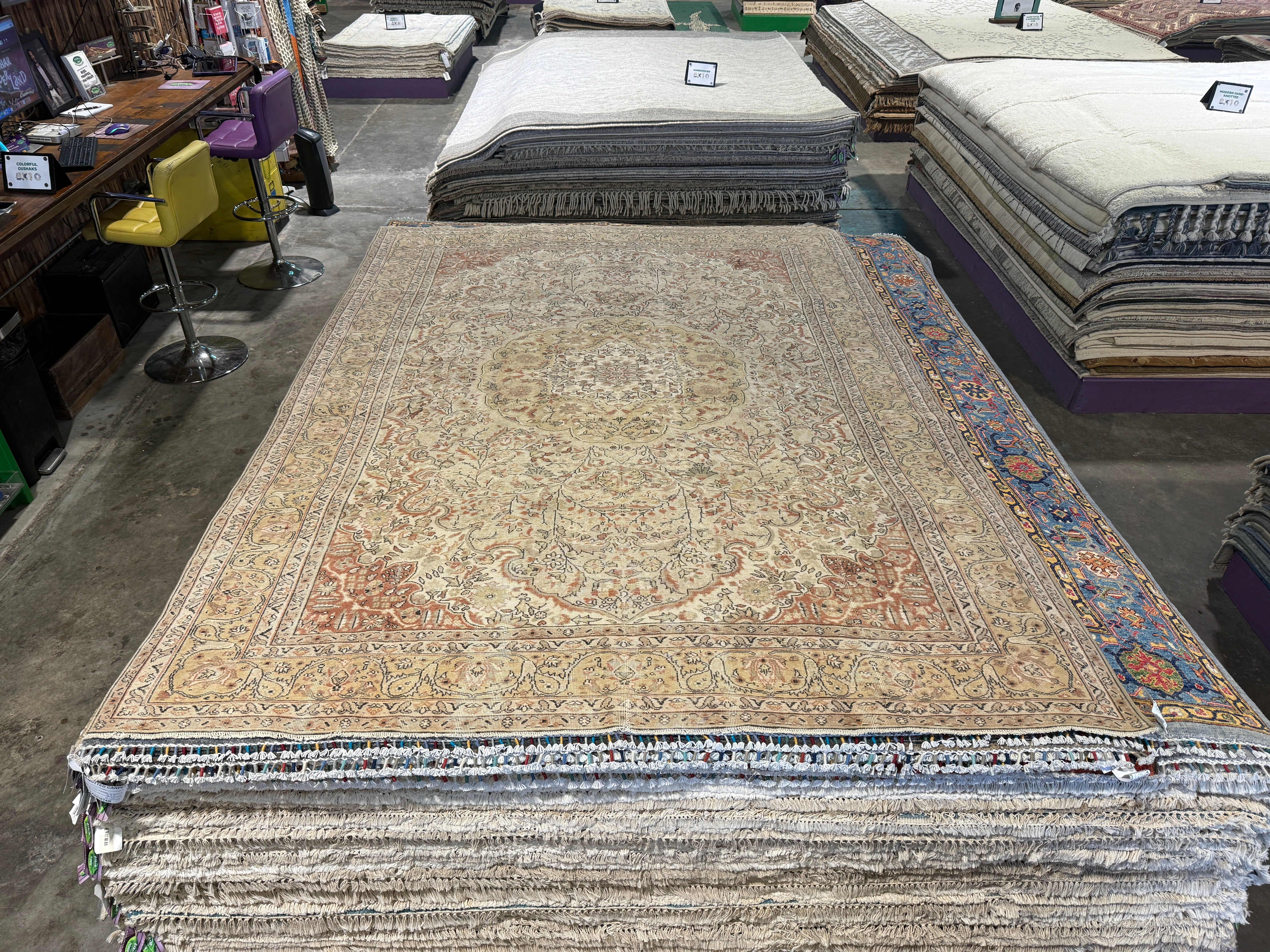 Barbara 6.10x9.4 Antique Qaisar Cream Rug