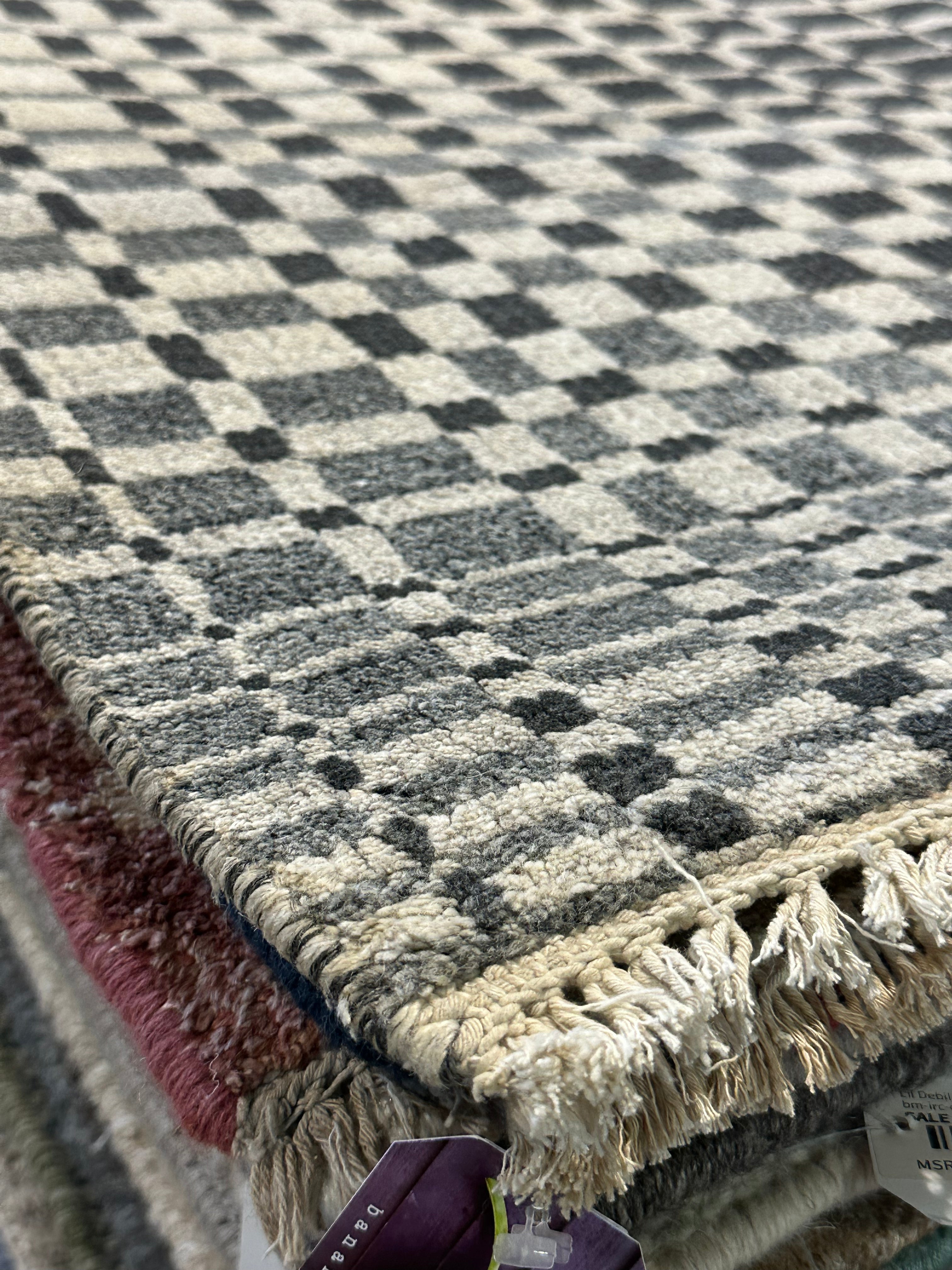 Harrison Xu 4x6 Grey Hand-Knotted Modern Rug
