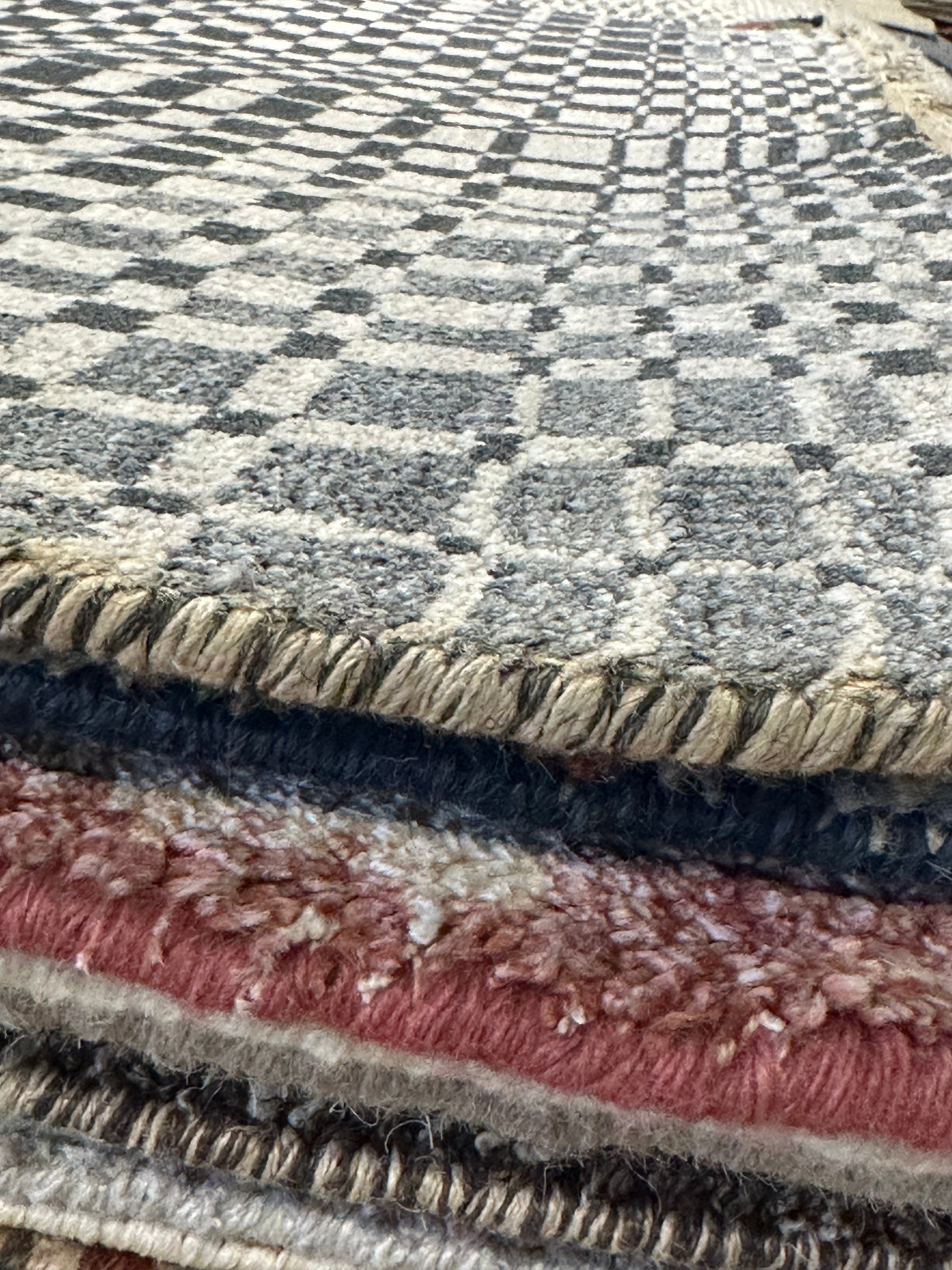 Harrison Xu 4x6 Grey Hand-Knotted Modern Rug