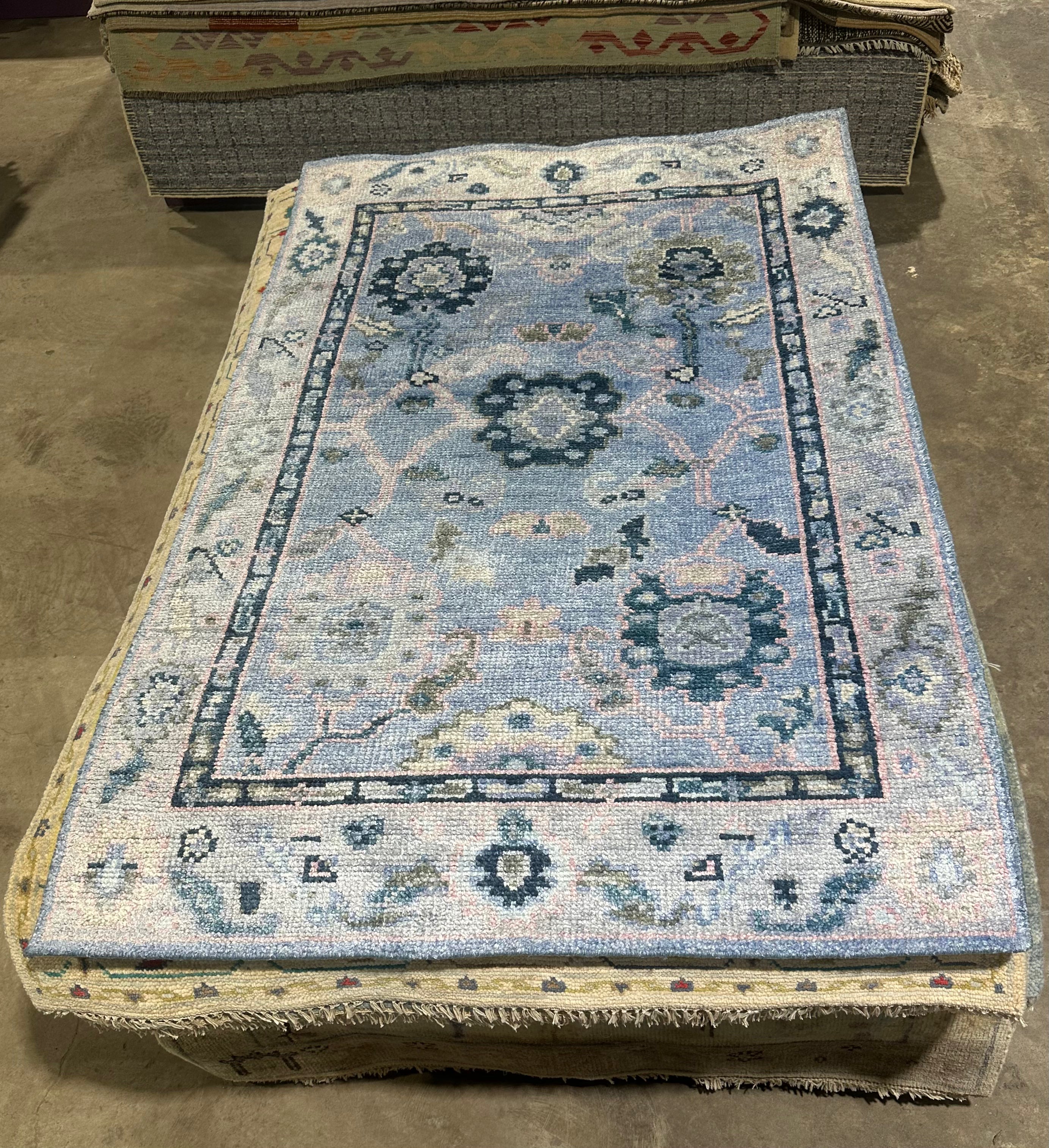 Angelien 4x6 Light Blue Oushak