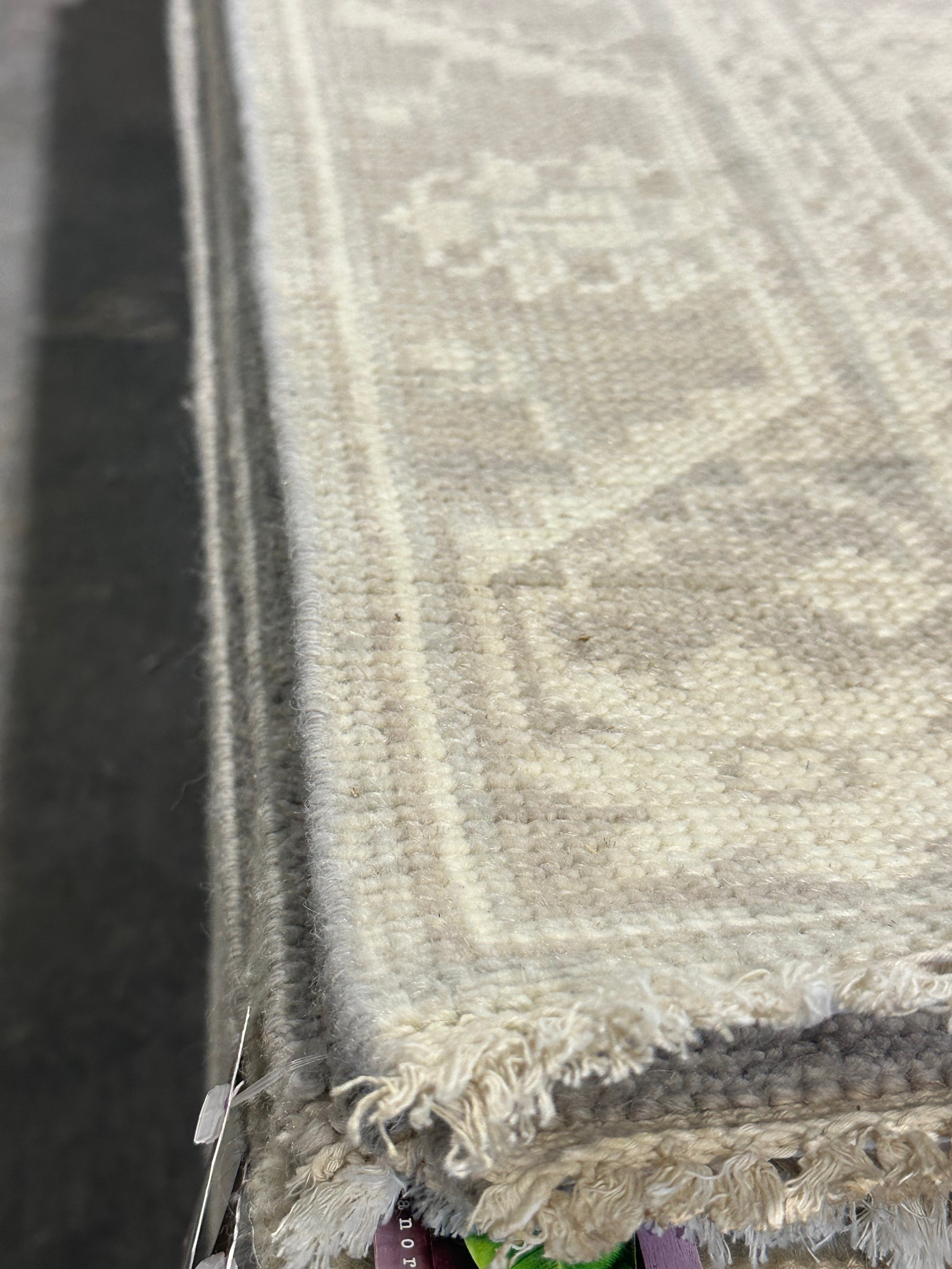 Imelda 4x6 Grey & Silver Oushak