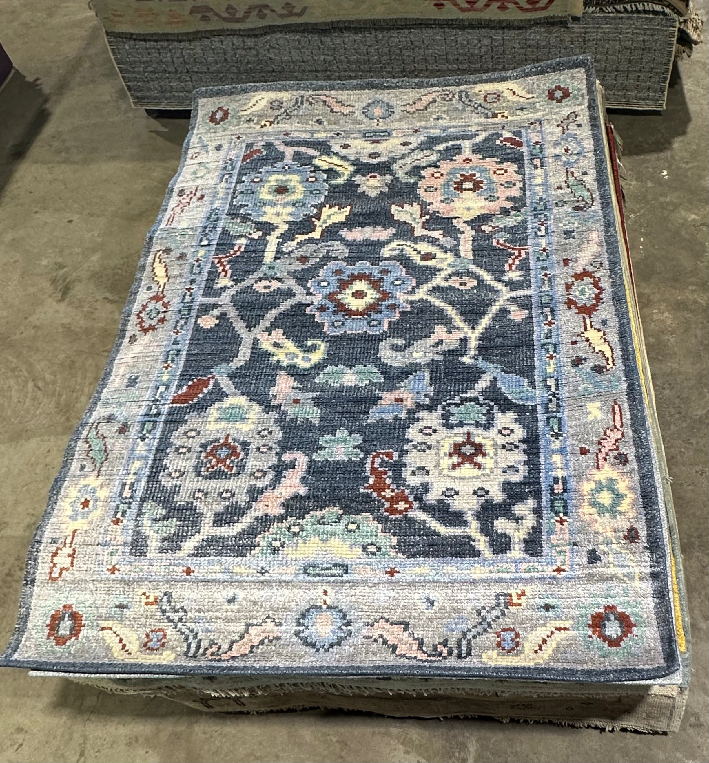 Veerle 4x6 Dark Grey Oushak
