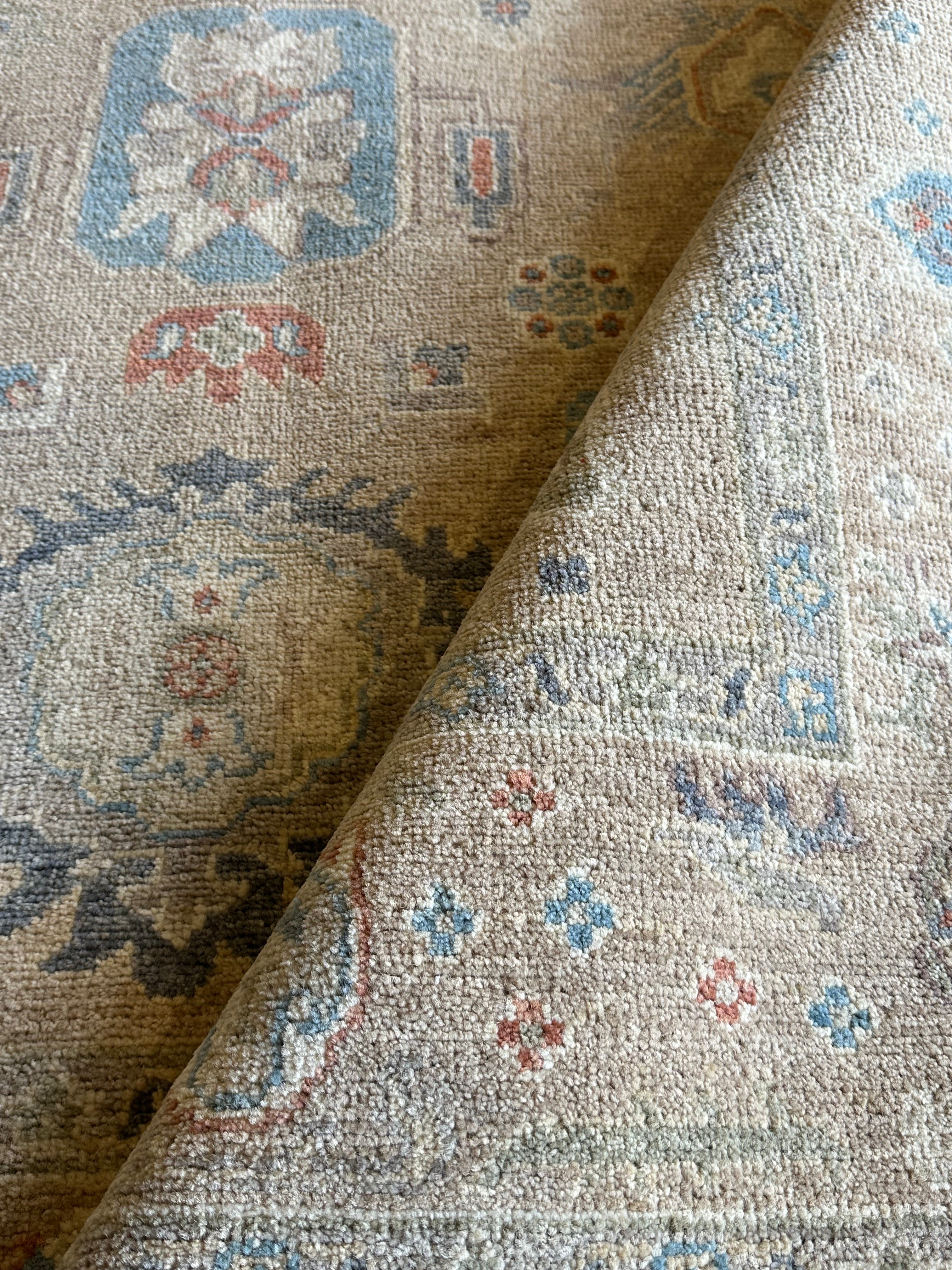 Samara Gonzalez 5.2x7.10 Light Brown Afghani Whitewashed Oushak