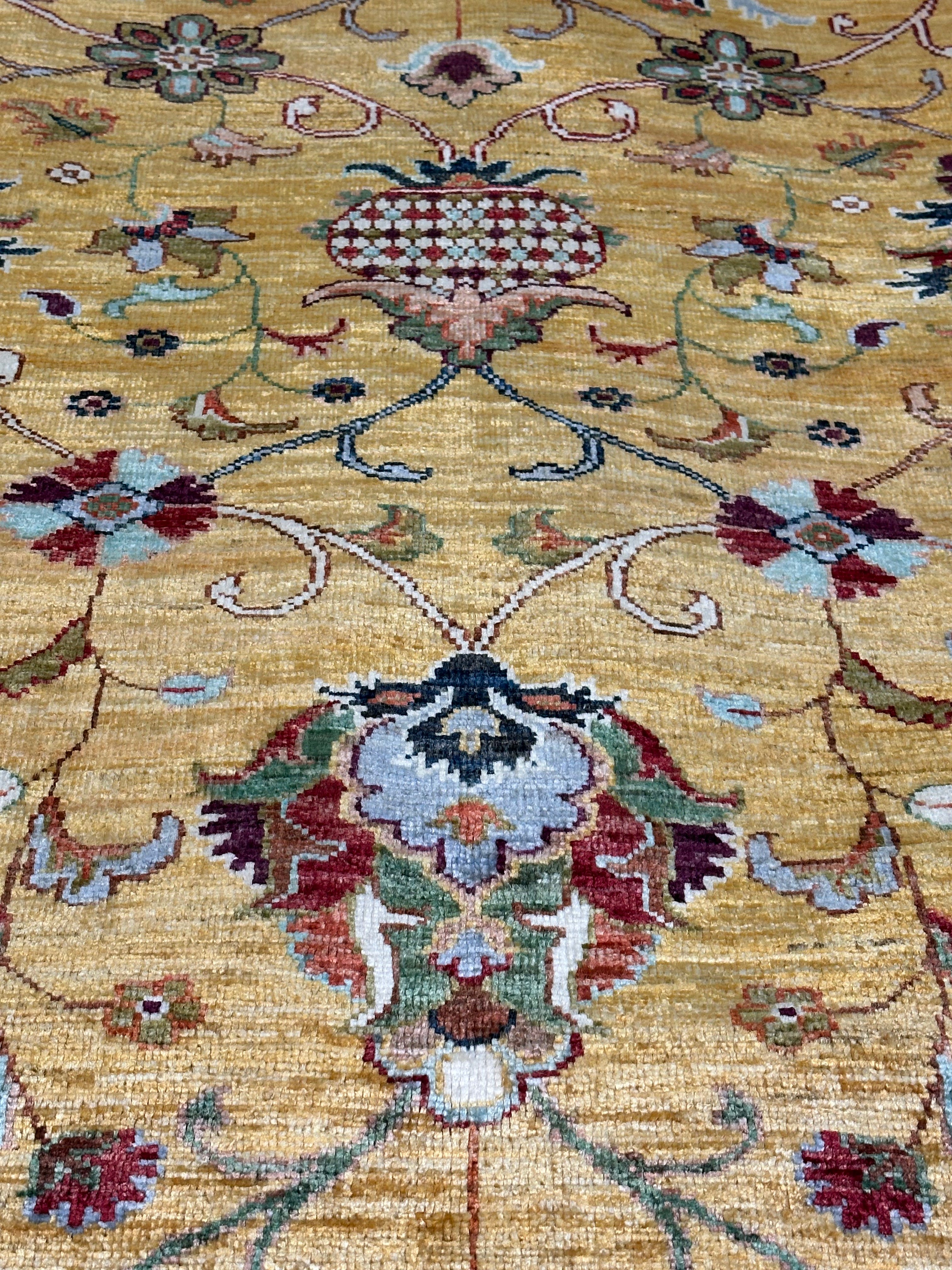 Stephanie Hewitt 5.1x6.4 Afghani Sultani