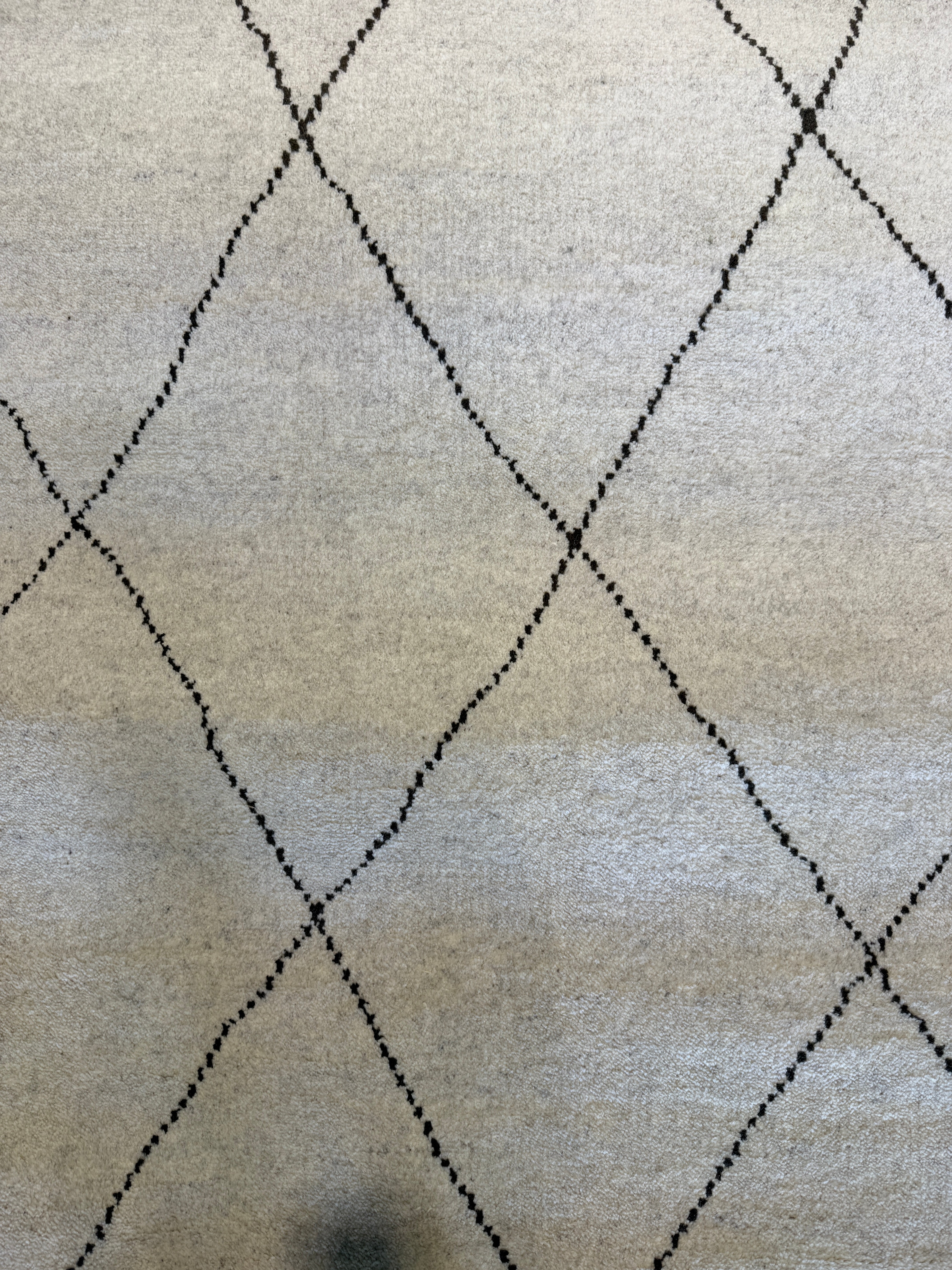 François Arnaud Beige Hand-Knotted Moroccan Style Rug (Multiple Sizes)
