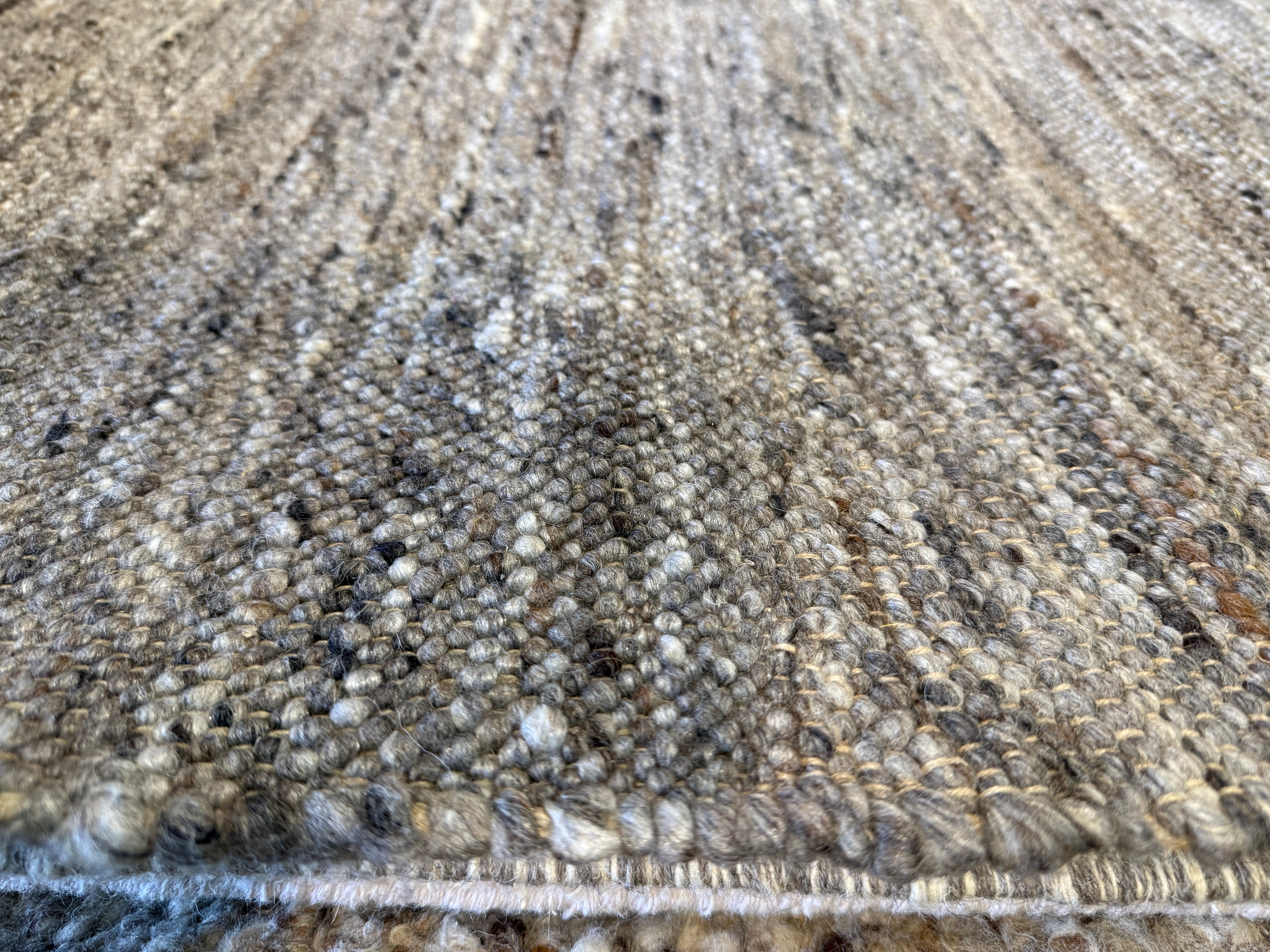 Brandon Goss 6.6x9.6 Grey Handwoven Modern Rug