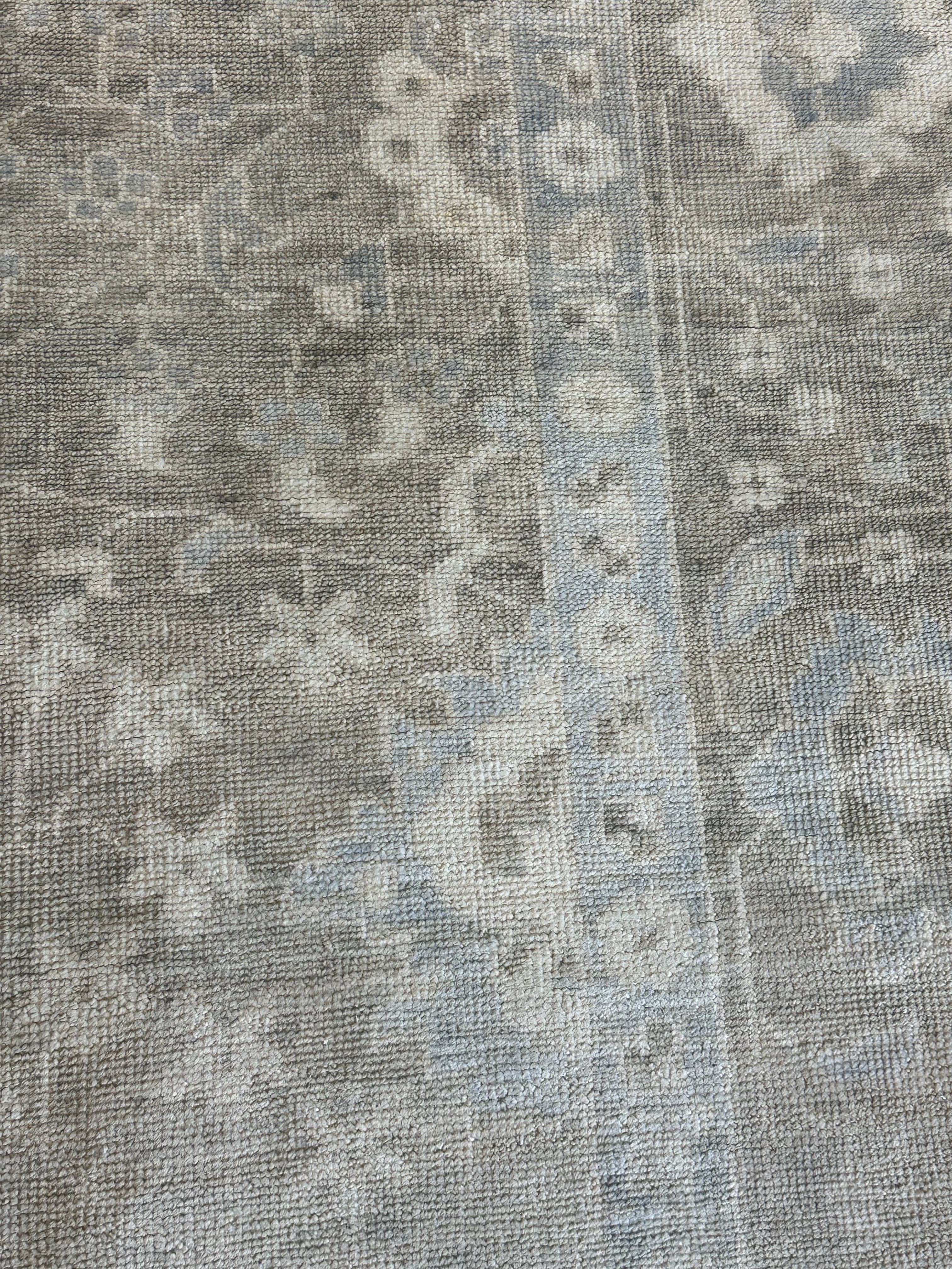 Gillian 10x14 Grey Hand-Knotted Oushak