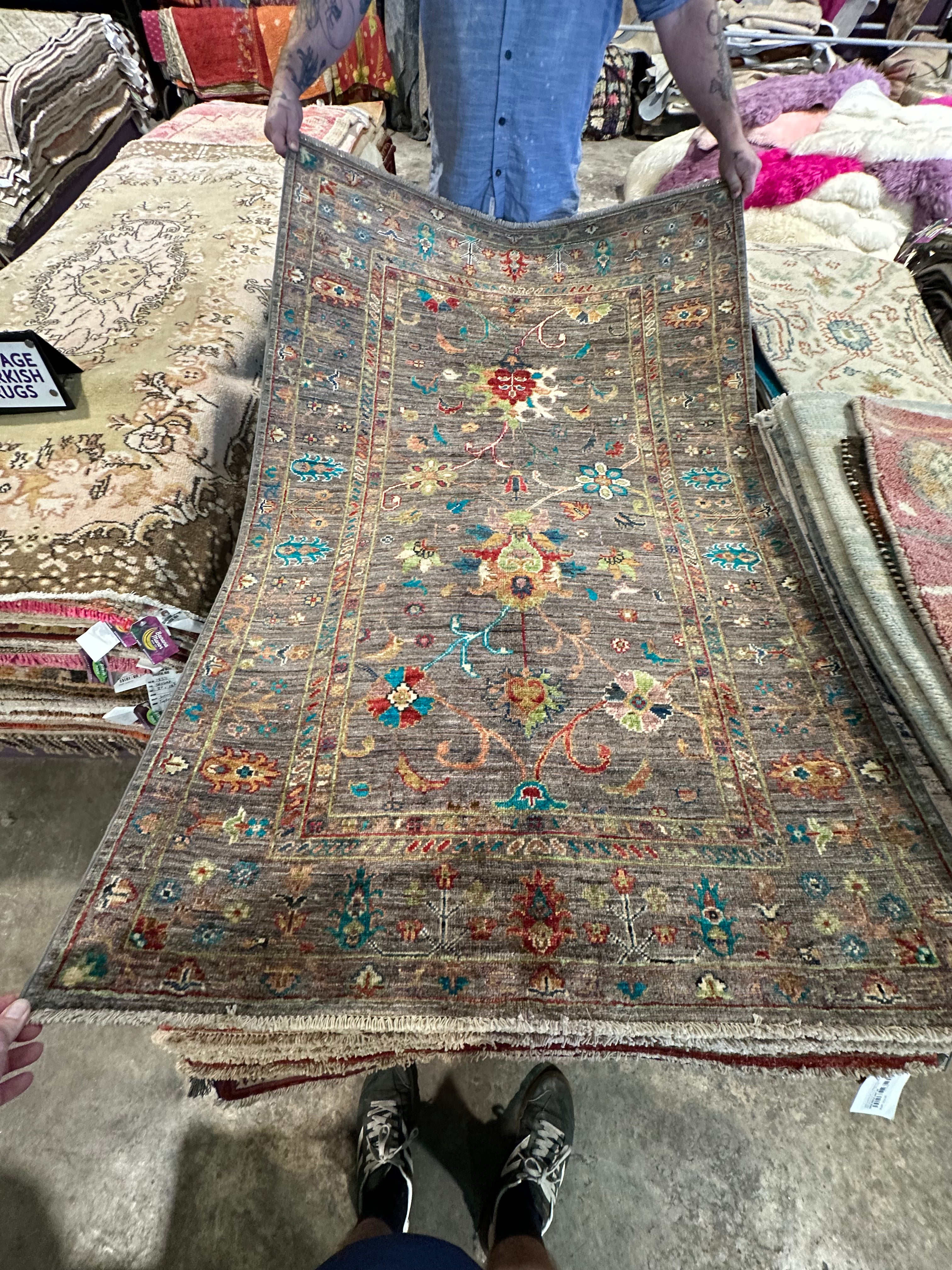 Leah Phillips 3.5x5.3 Afghani Sultani