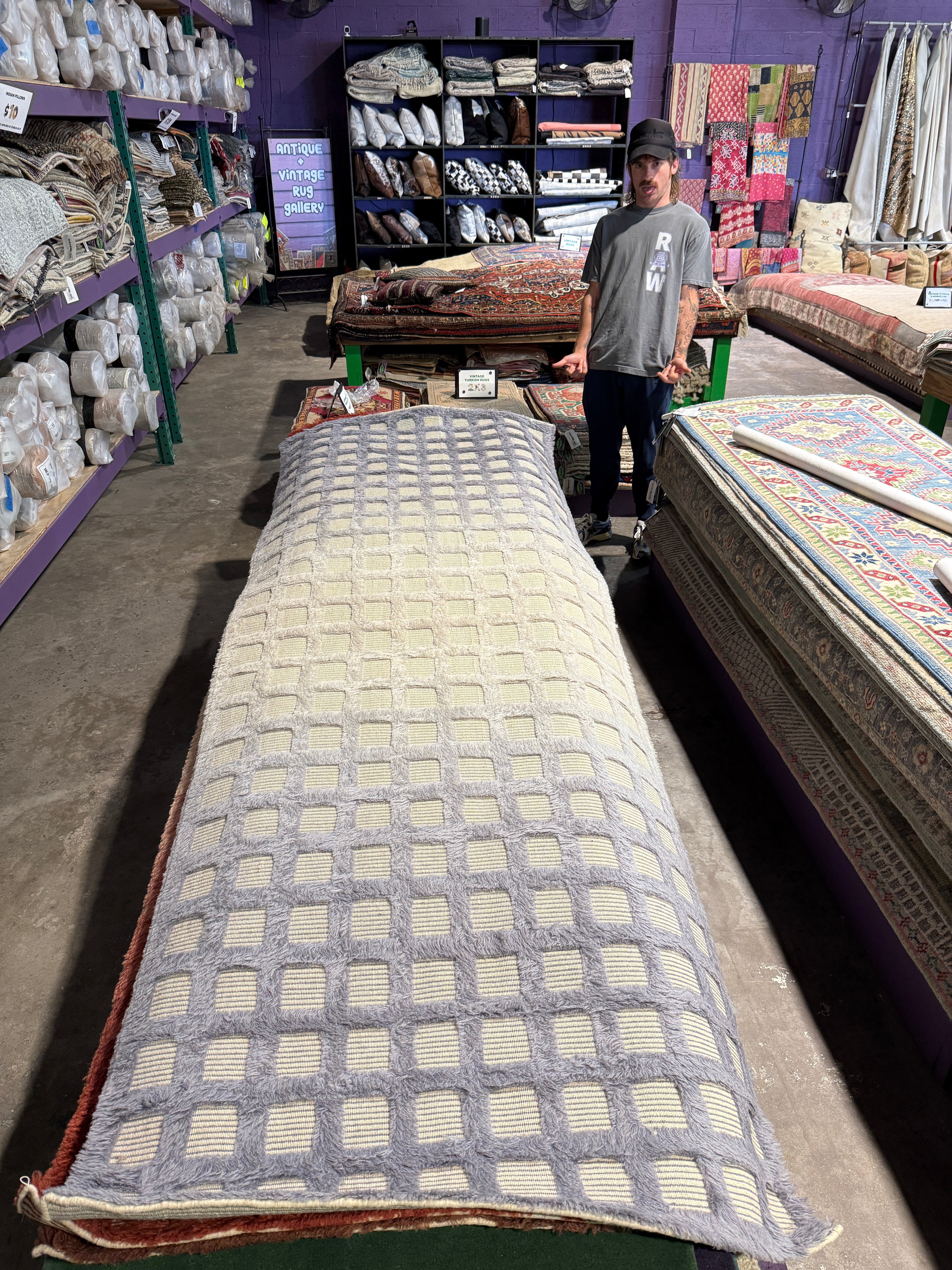 Billiana Extra Grande3.6x9.6 Grey Handwoven Modern Runner