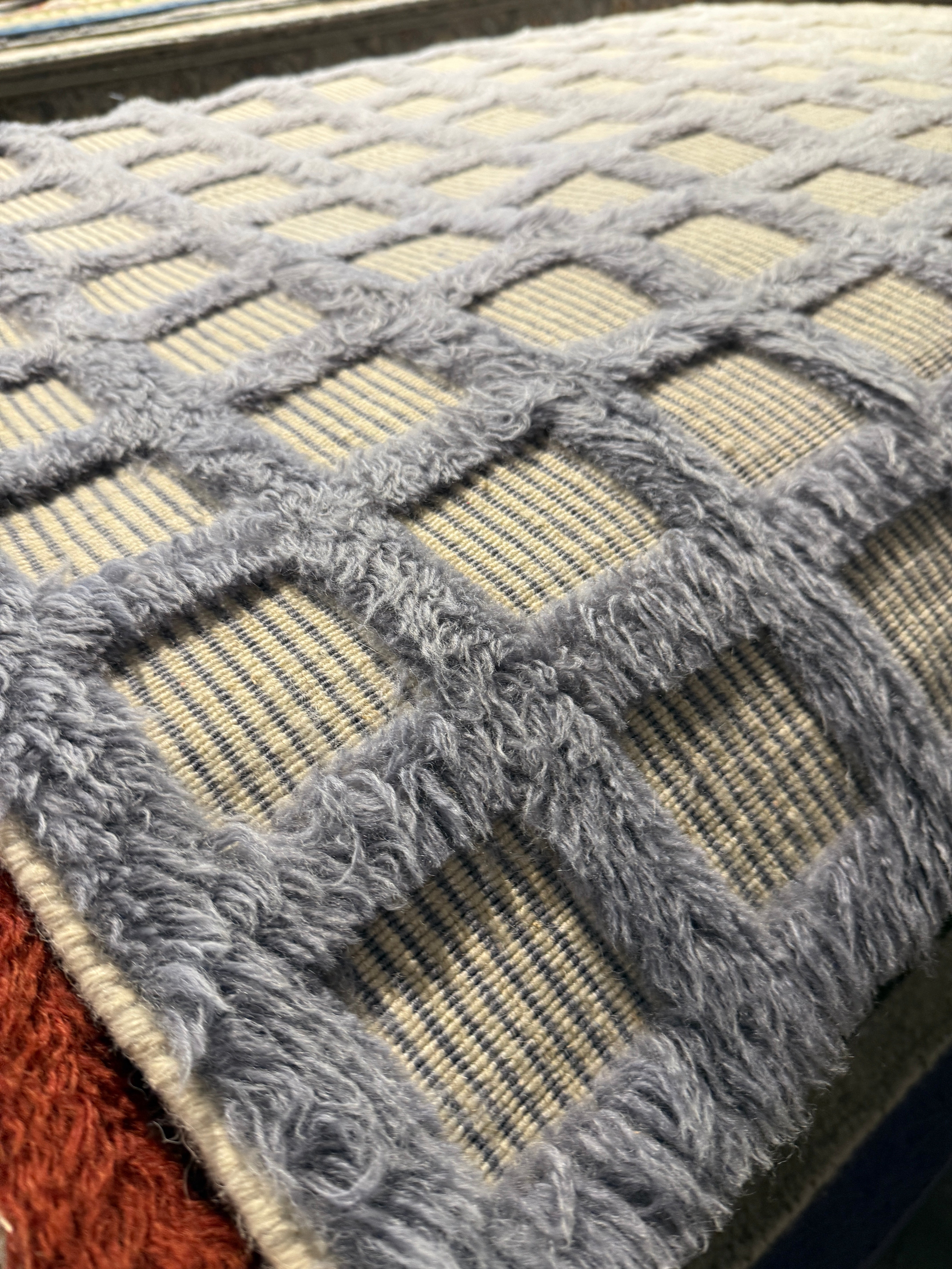 Billiana Extra Grande3.6x9.6 Grey Handwoven Modern Runner