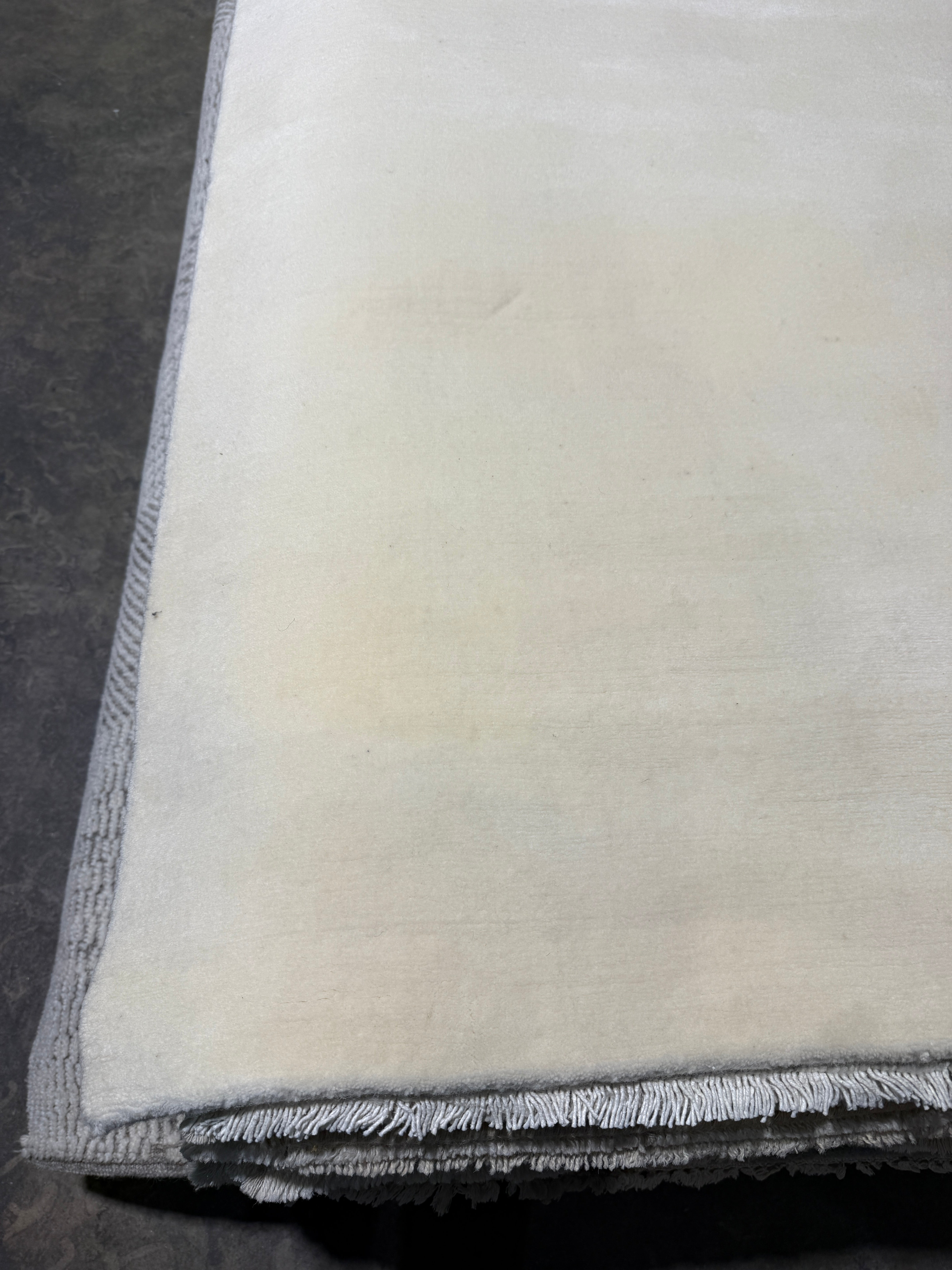 Shayn Walker Ivory Hand-Knotted Modern Runner (Multiple Sizes)