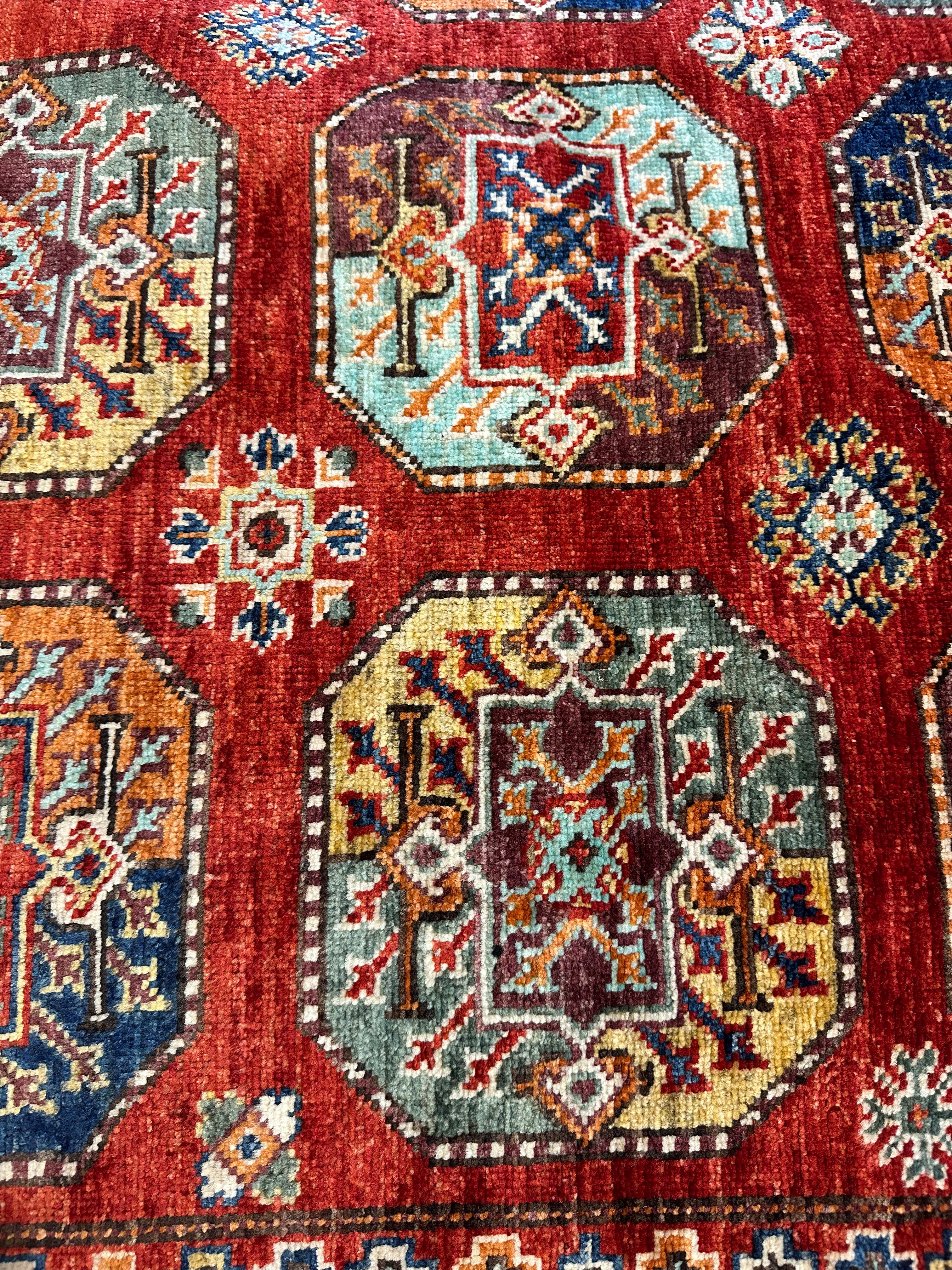 Claudia Navarra 5.7x7.10 Afghani Sultani
