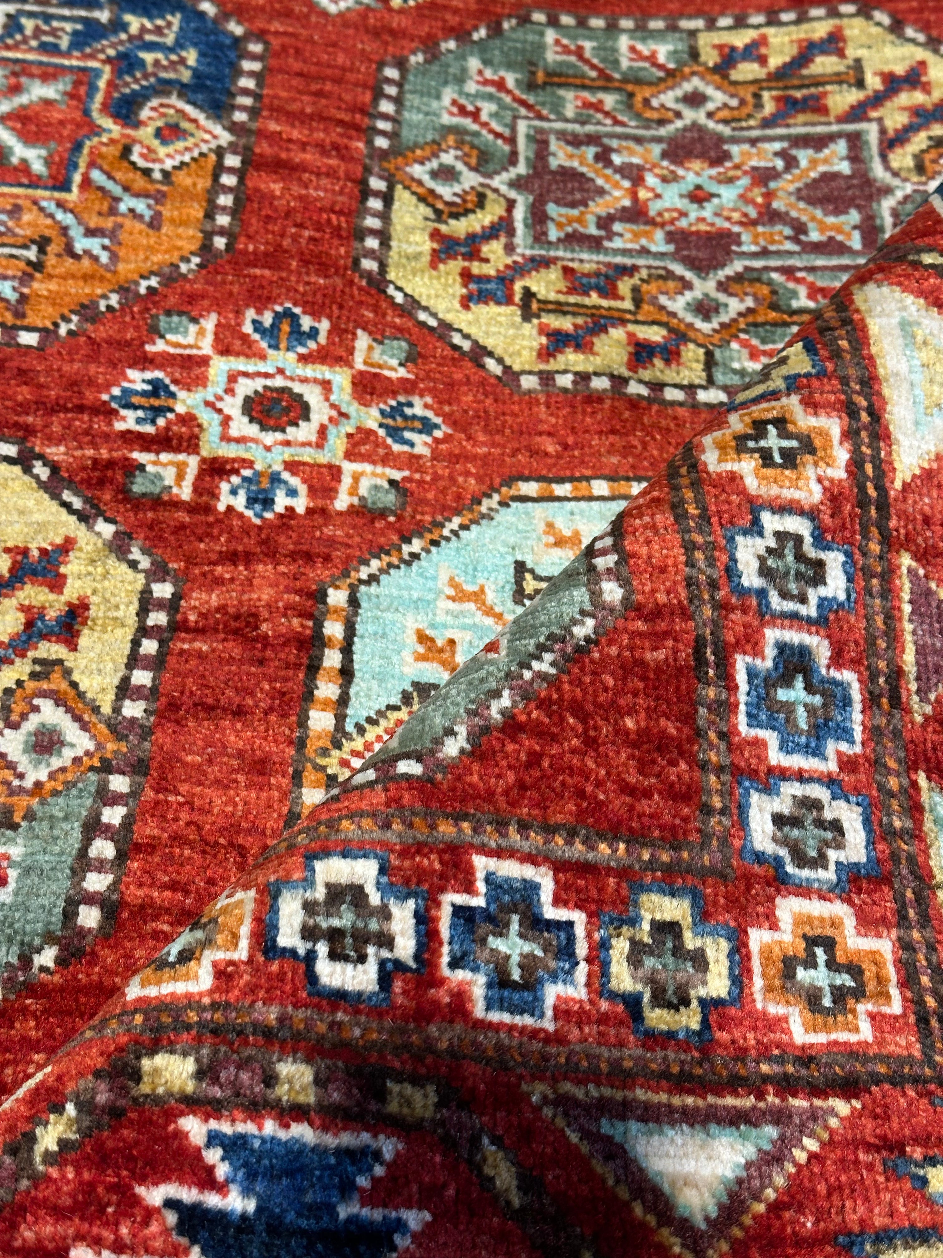 Claudia Navarra 5.7x7.10 Afghani Sultani
