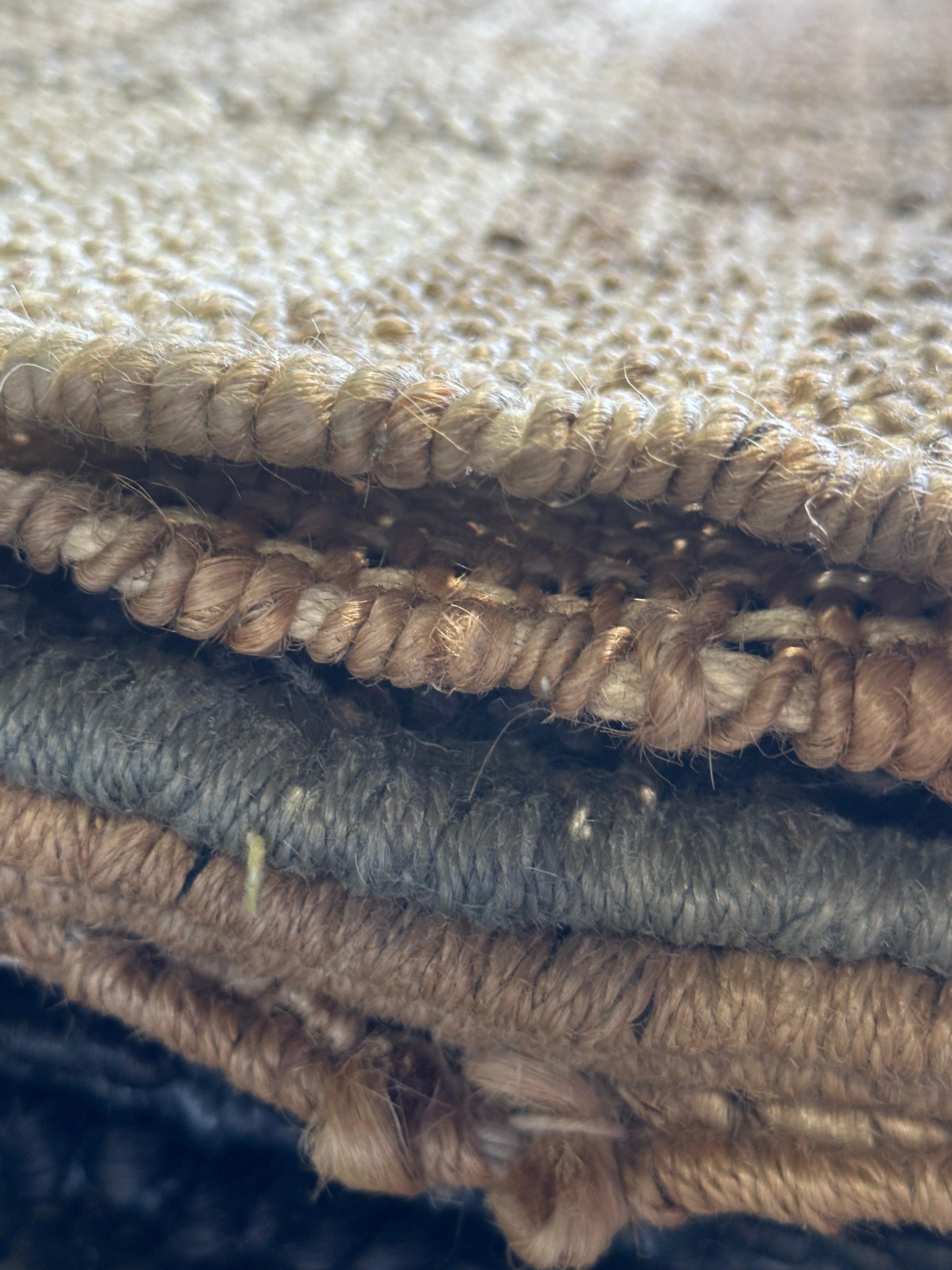 Gozer 5.3x7.6 Handwoven Natural Jute Rug