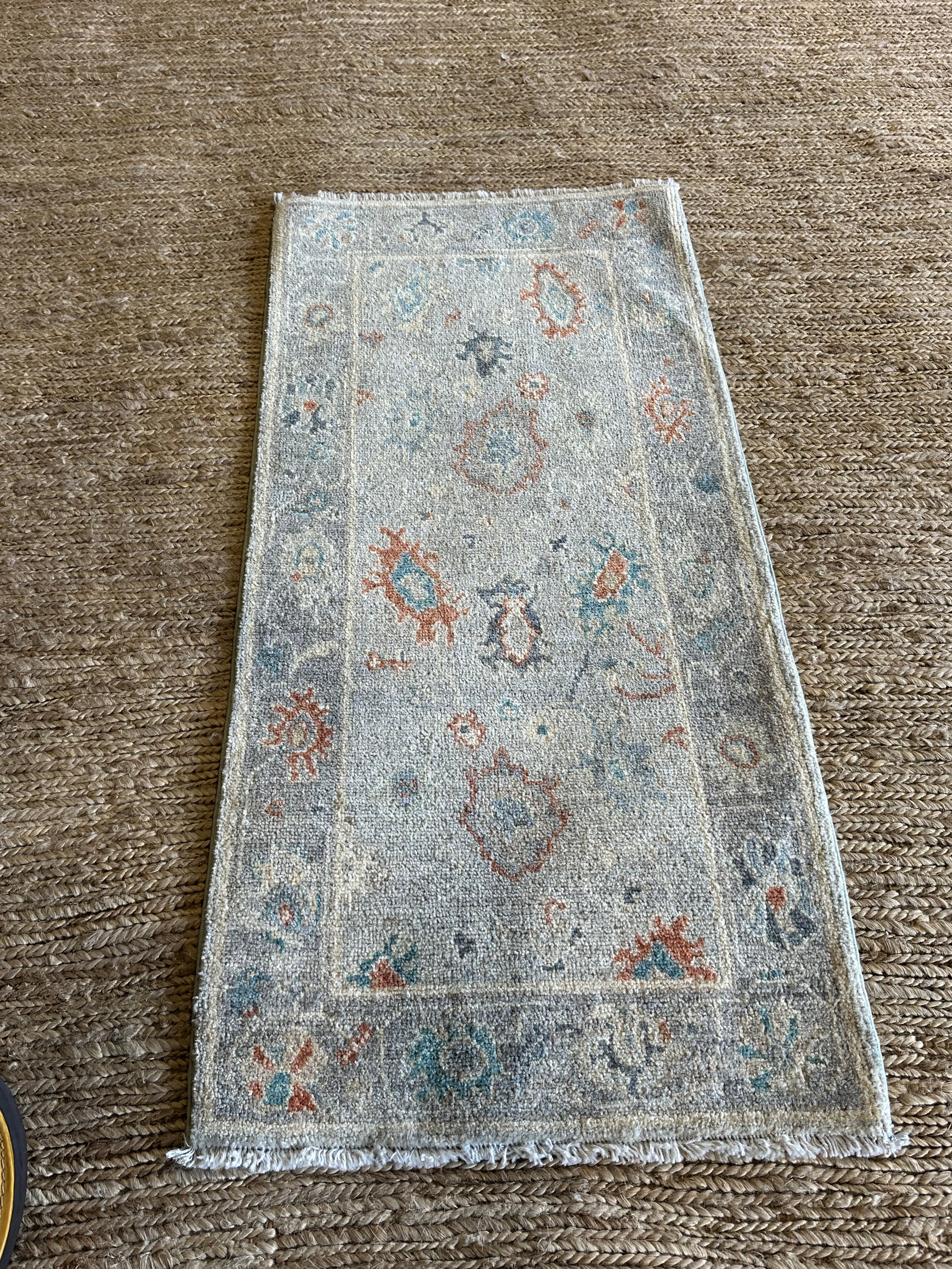 Cisely Saldaña 1.10x3.11 Blue Afghani Whitewashed Oushak