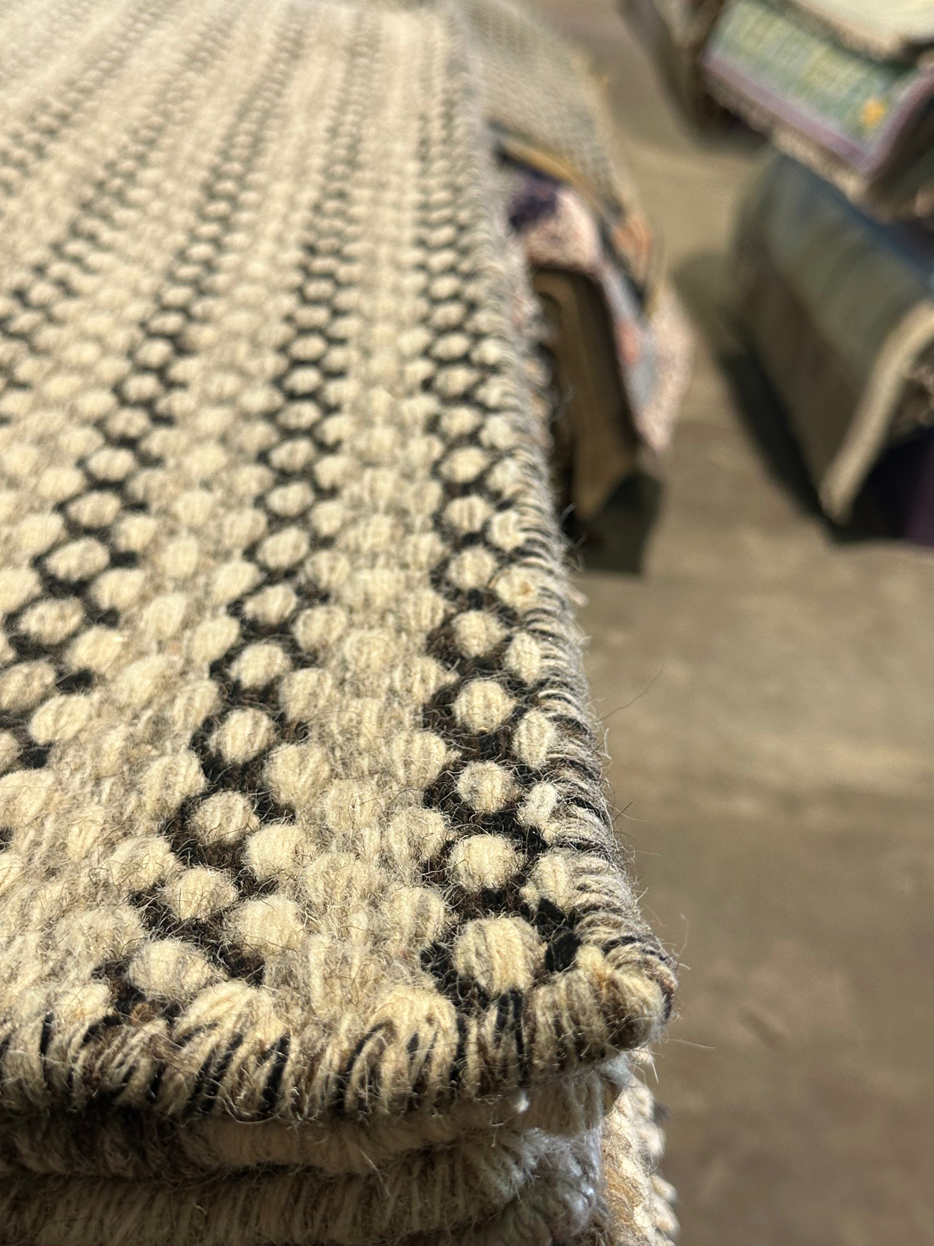 Lamplighter 4.6x6.7 Handwoven Durrie Rug (Multiple Colors)