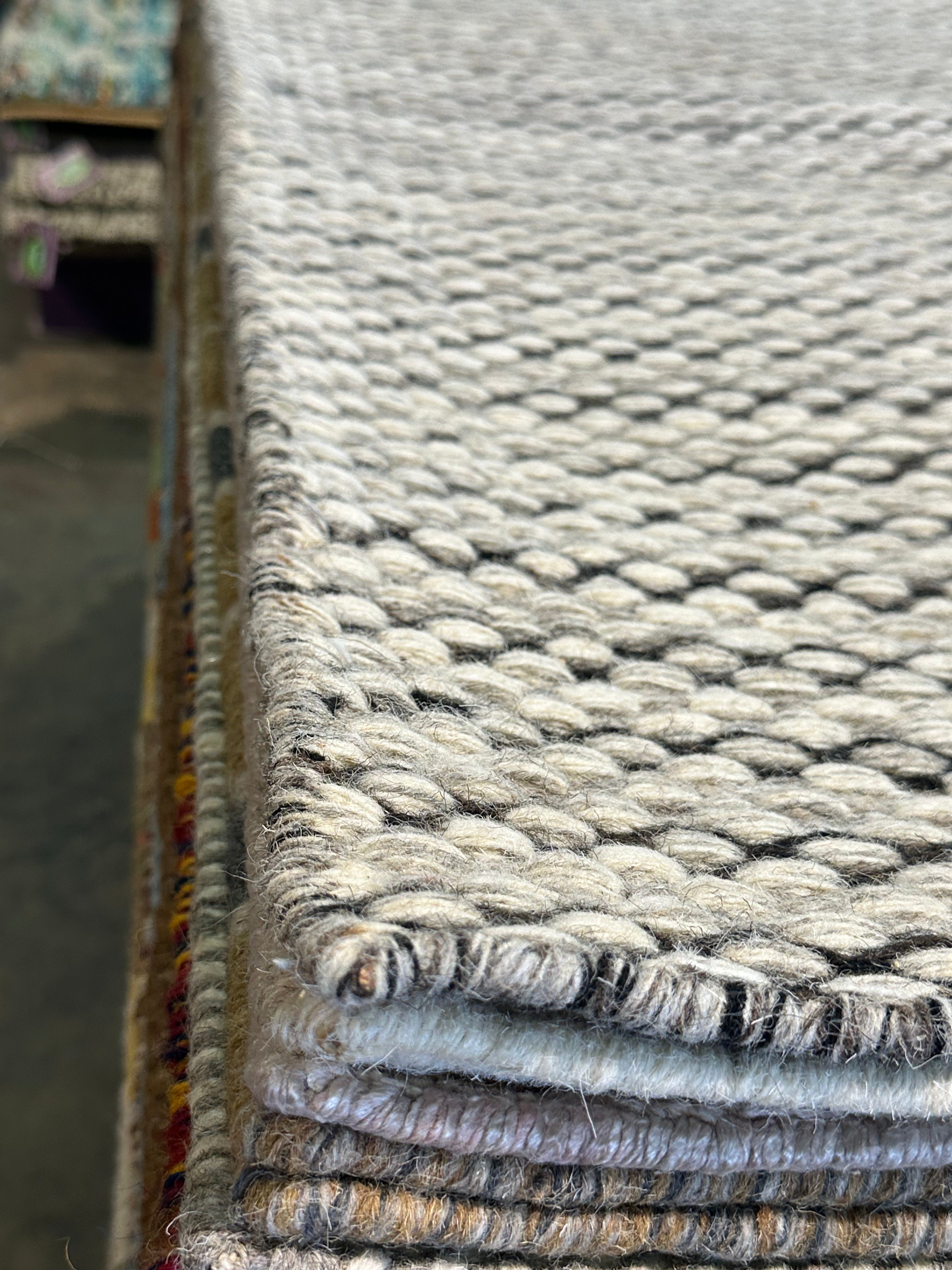 Lamplighter 4.6x6.7 Handwoven Durrie Rug (Multiple Colors)