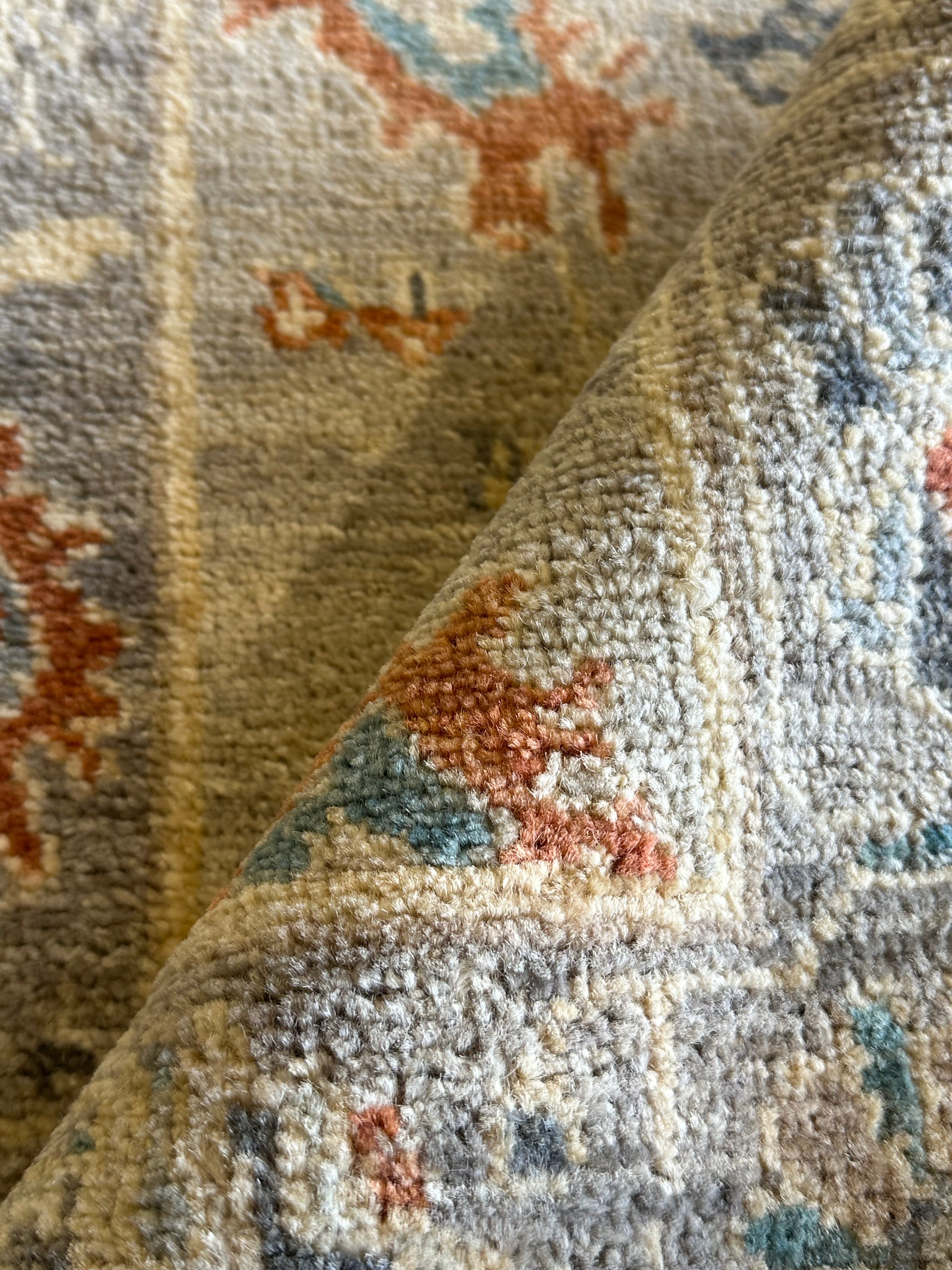 Cisely Saldaña 1.10x3.11 Blue Afghani Whitewashed Oushak