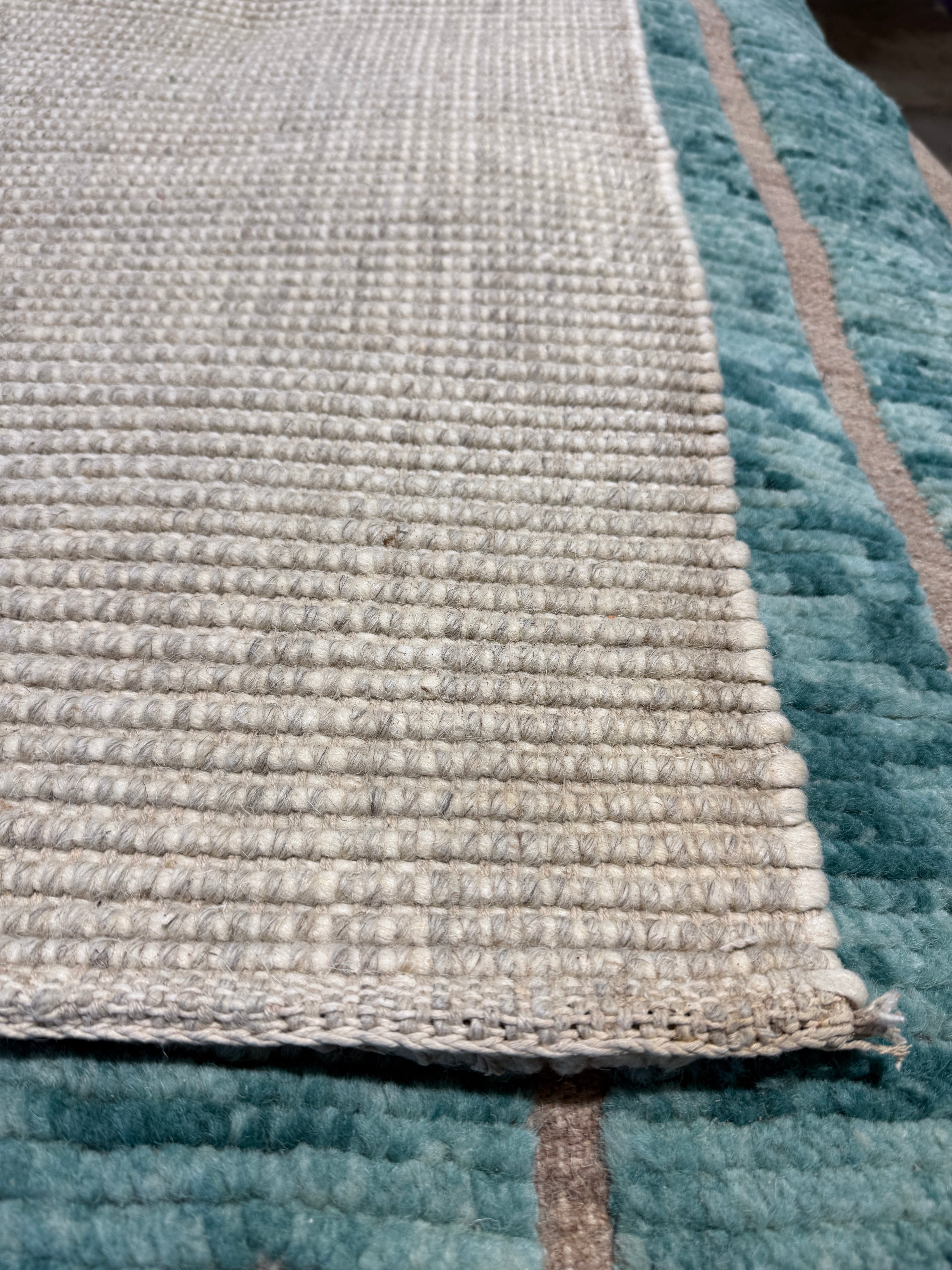 Carnival in Covington 8x11 Handwoven Ivory Textured Durrie