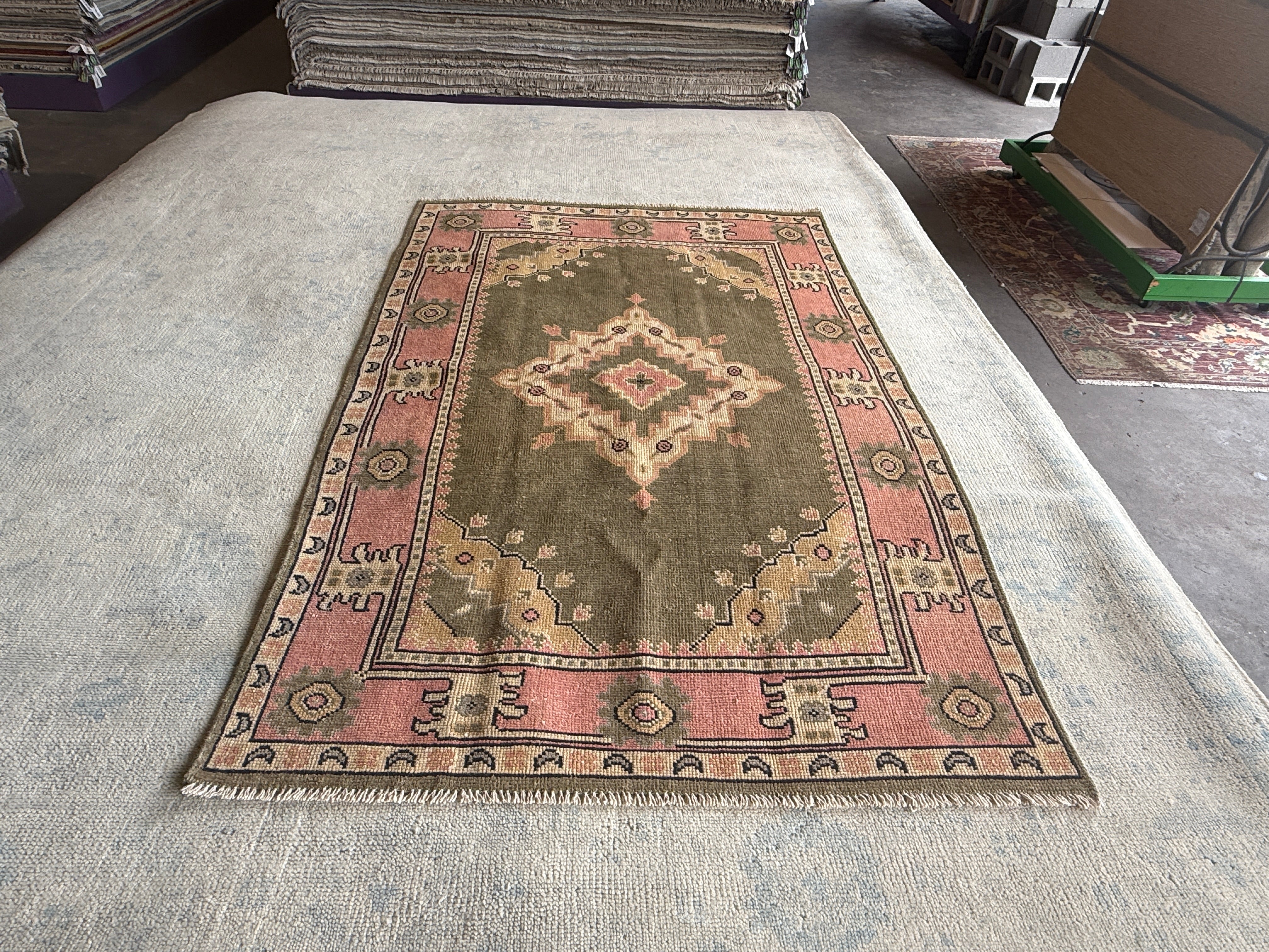 Jaden Duggar 4.2x6.2 Pink Afghani Oushak