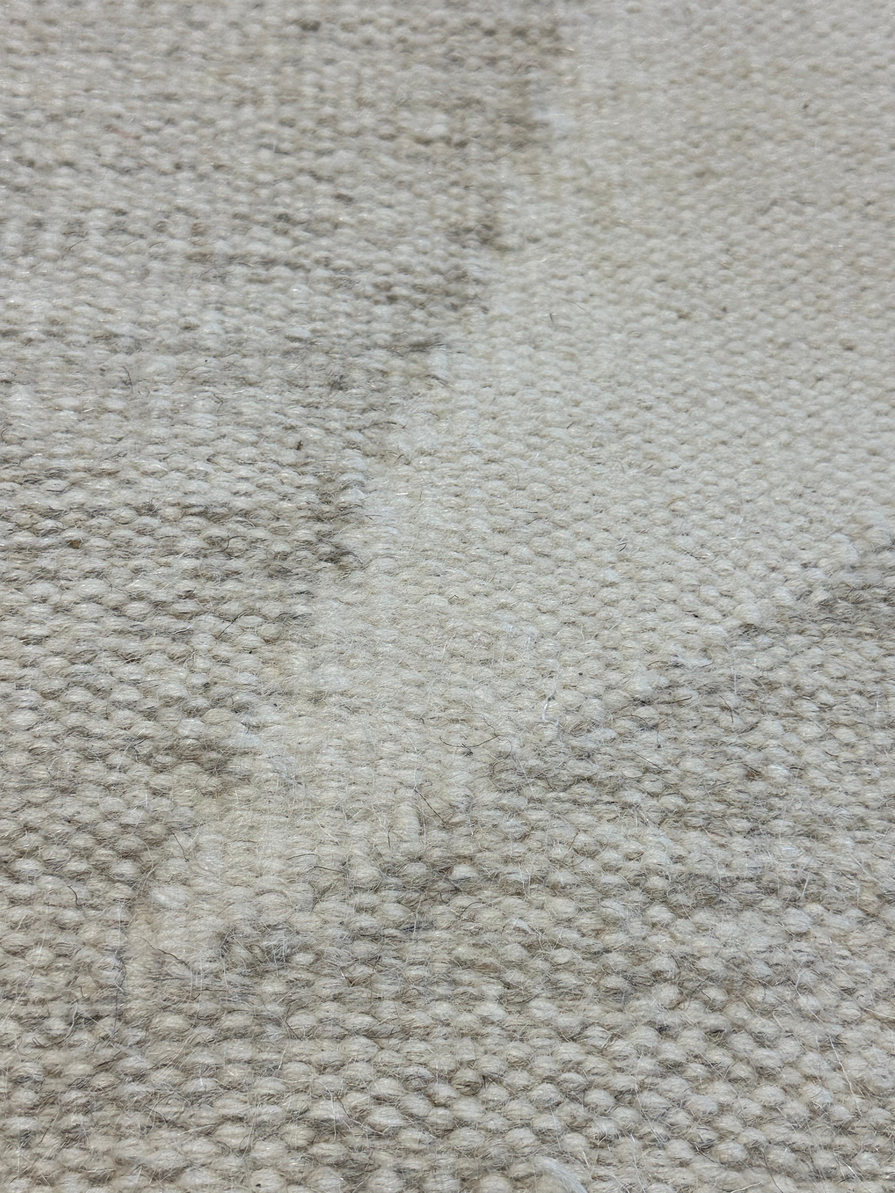 Huda 5.6x7.6 Handwoven Durrie Ivory