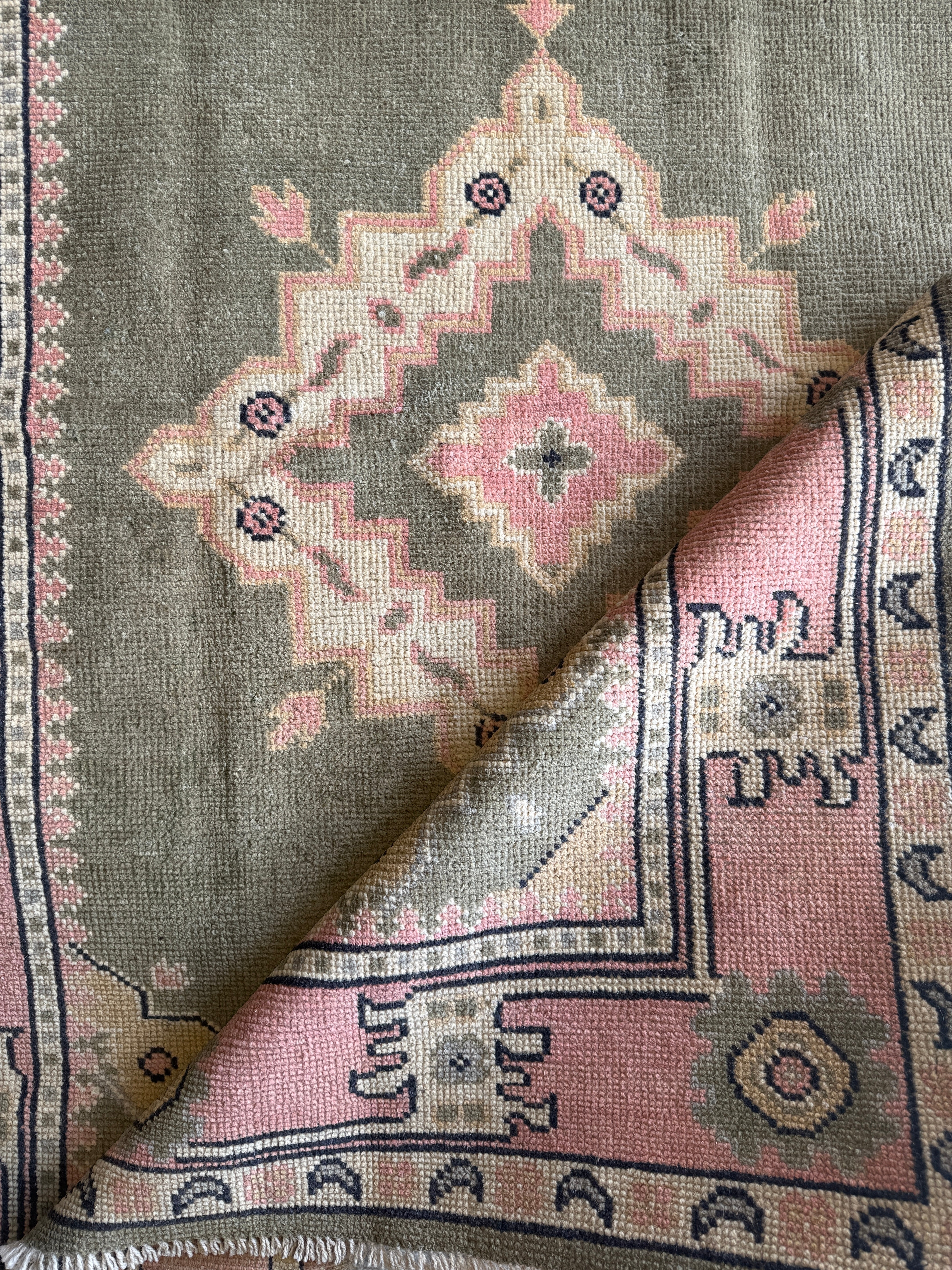 Jaden Duggar 4.2x6.2 Pink Afghani Oushak