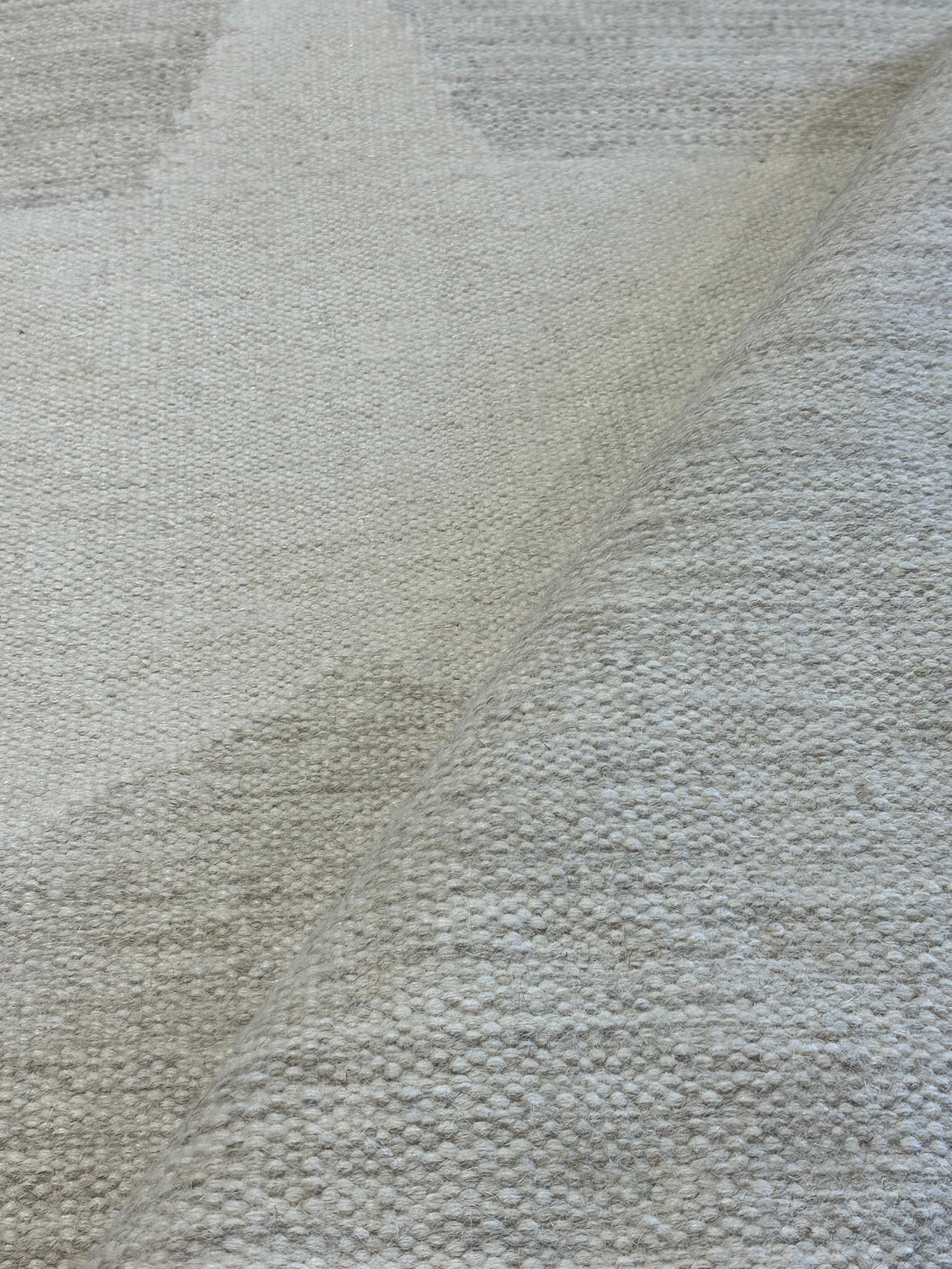 Huda 5.6x7.6 Handwoven Durrie Ivory