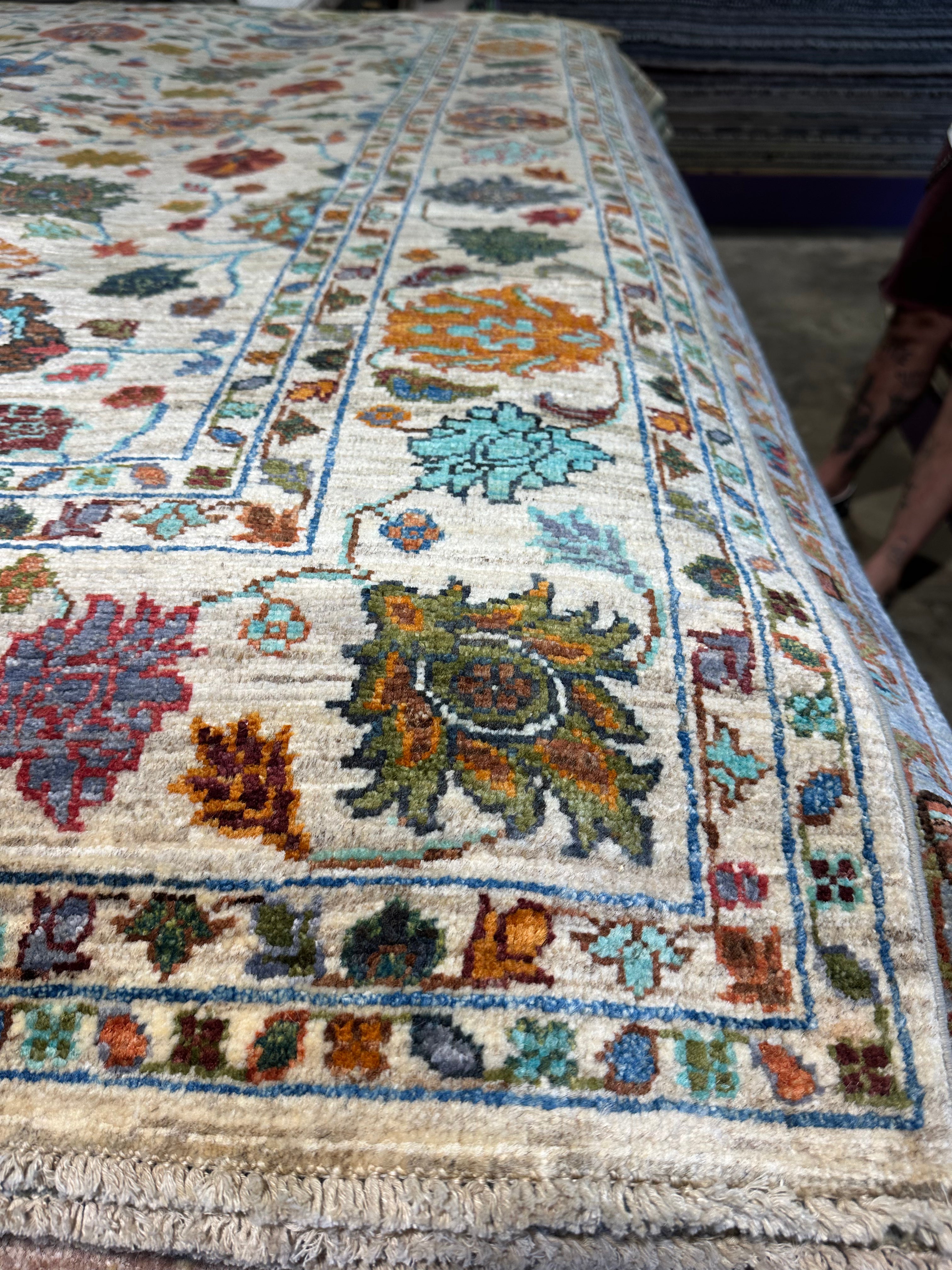 Olivia Elsden 5x6.9 Afghani Sultani