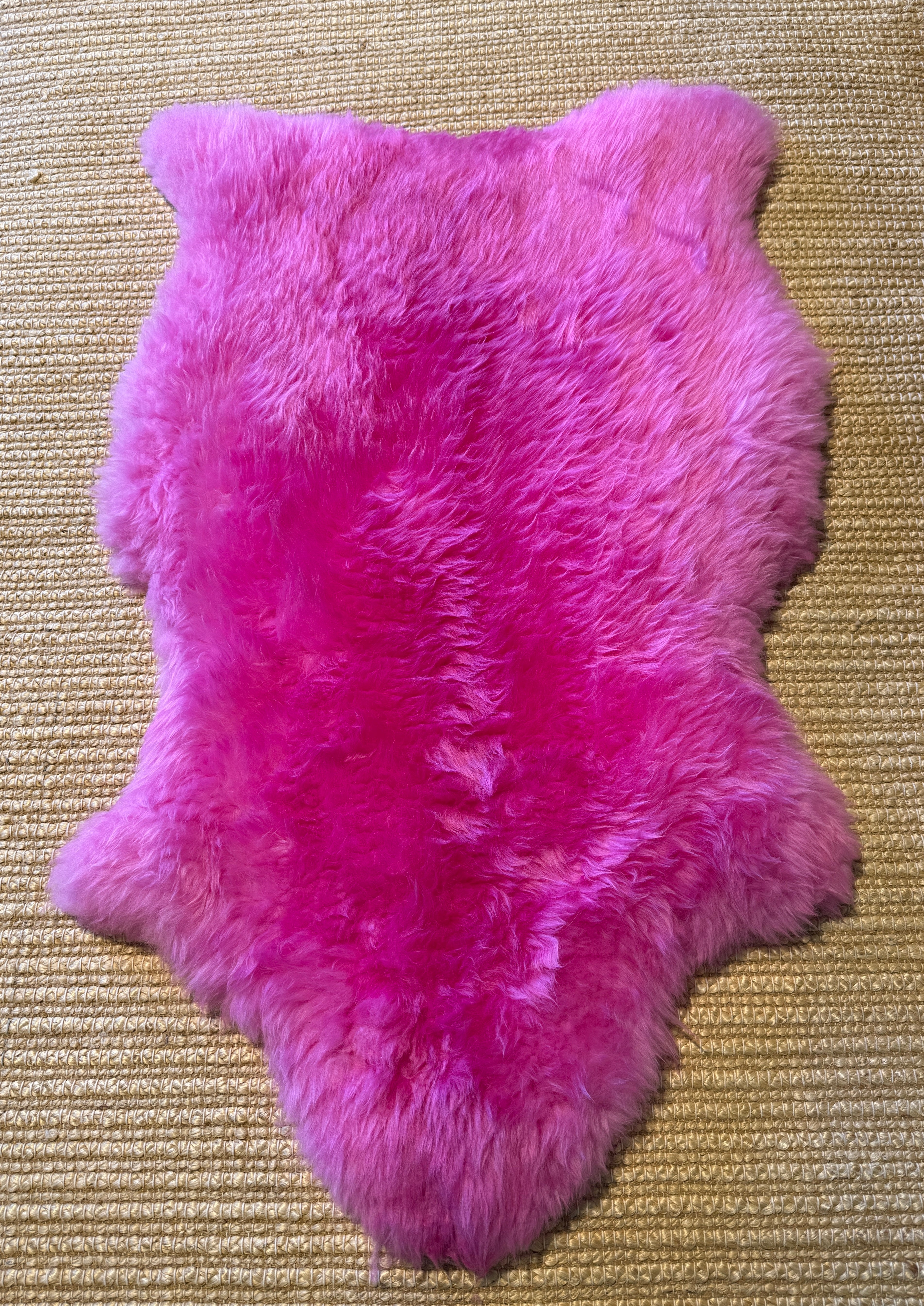 Single Pelt Hot Pink Sheepskin Rug