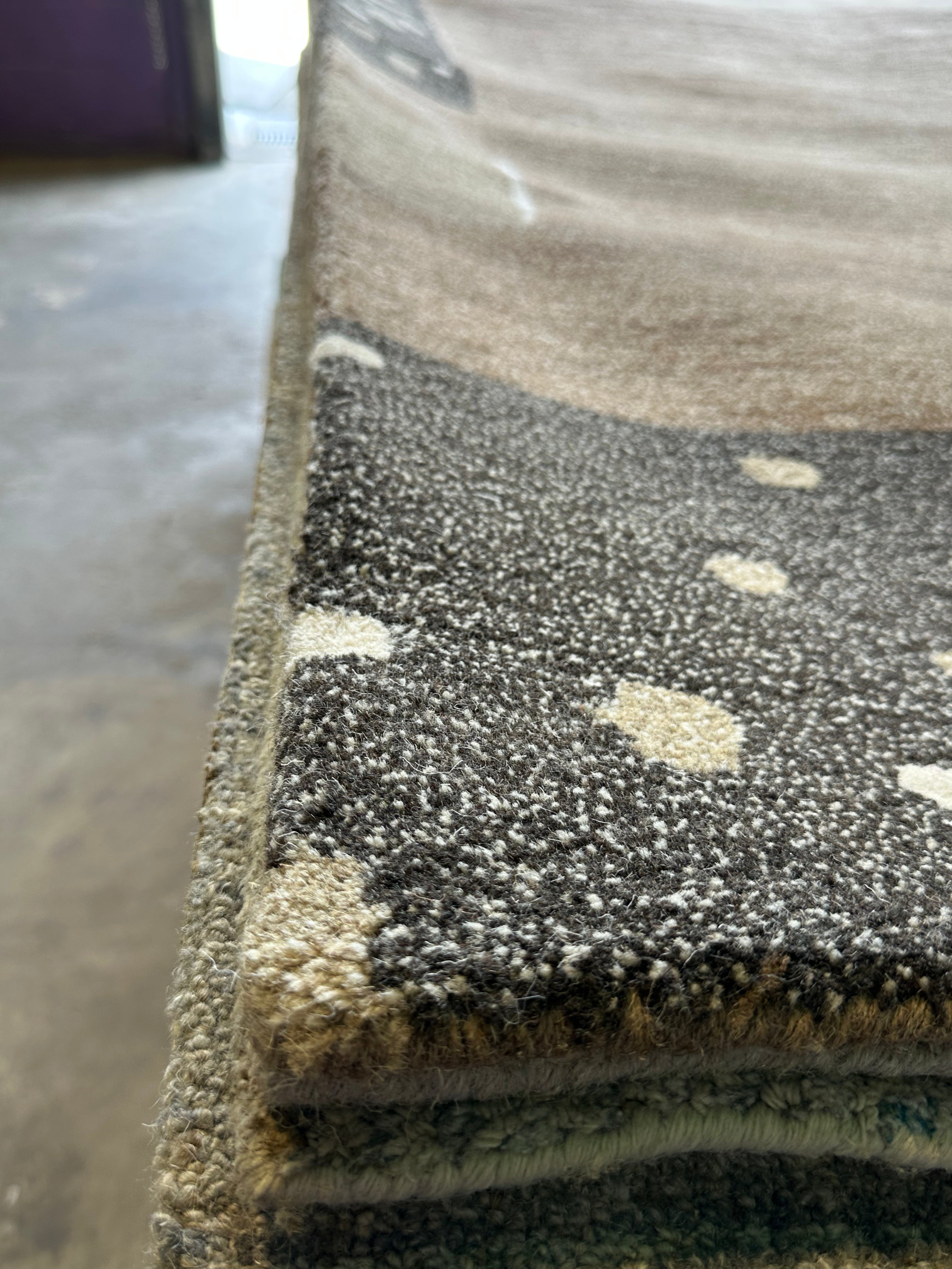Vernel 5.3x7.6 Hand-Tufted Beige Modern