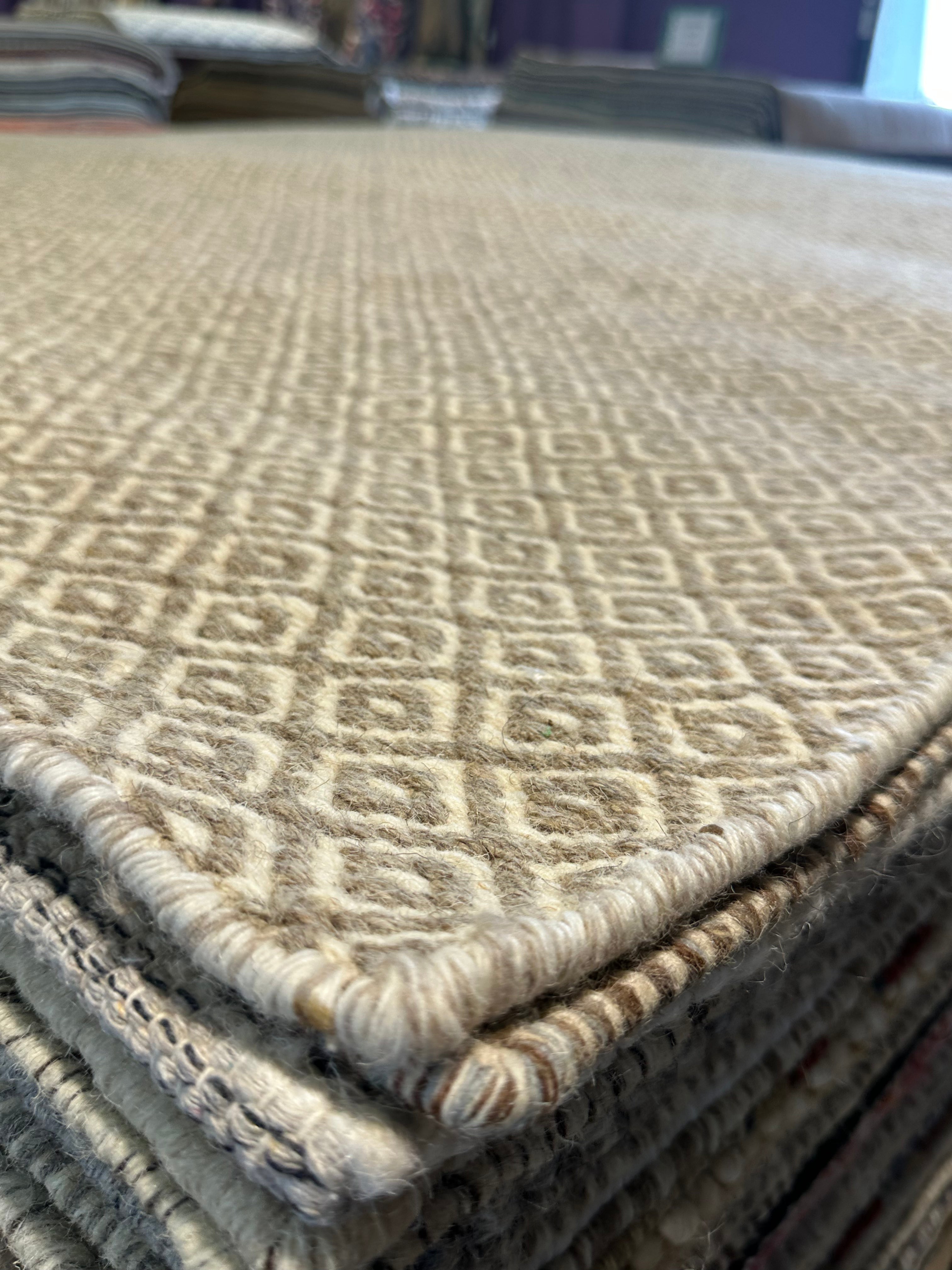Dakota Paradise 6.6x9.3 Grey Handwoven Modern Rug