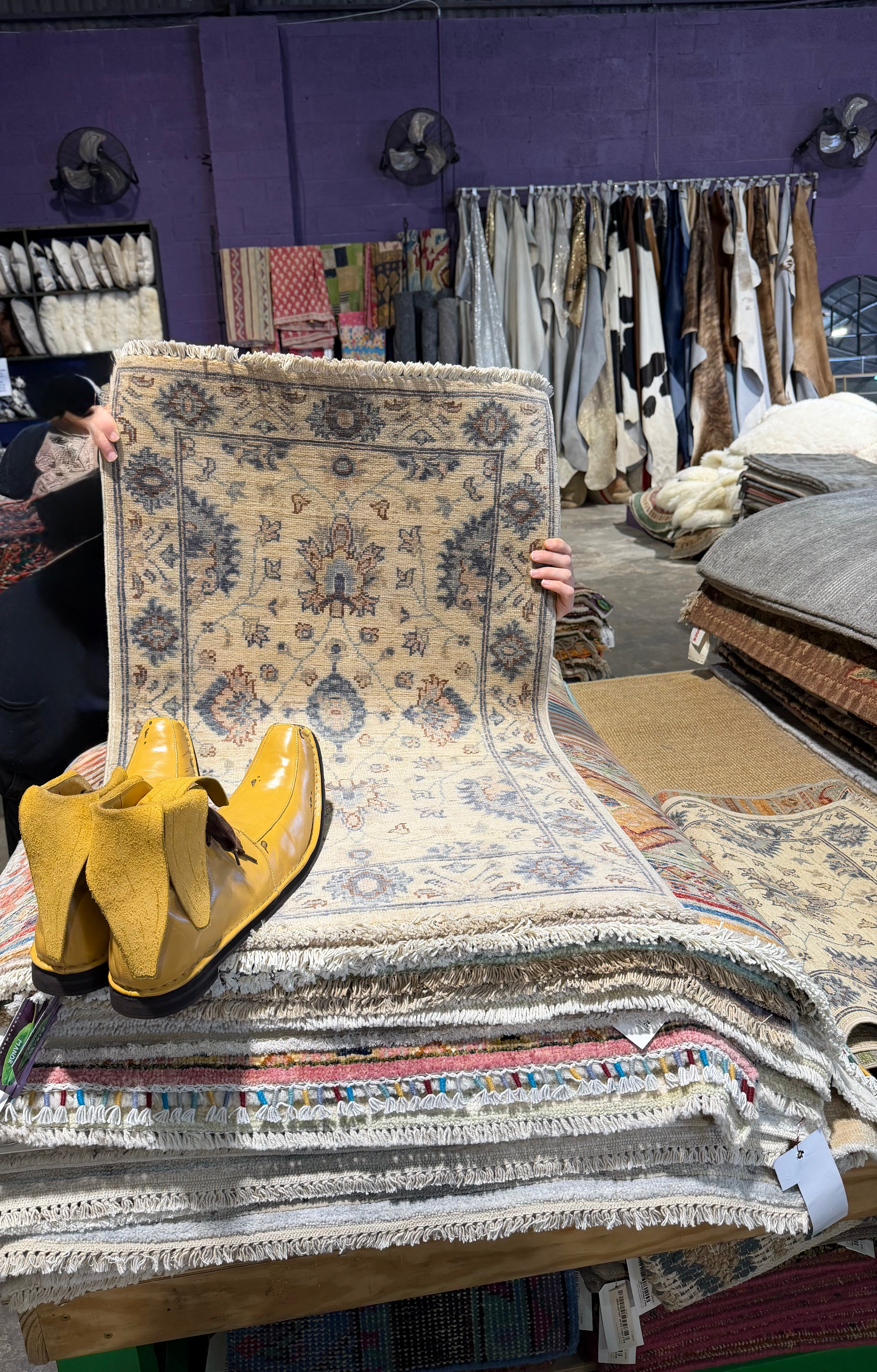 Tori Sampson 2.1x3.2 Cream and Blue Afghani Heriz Rug