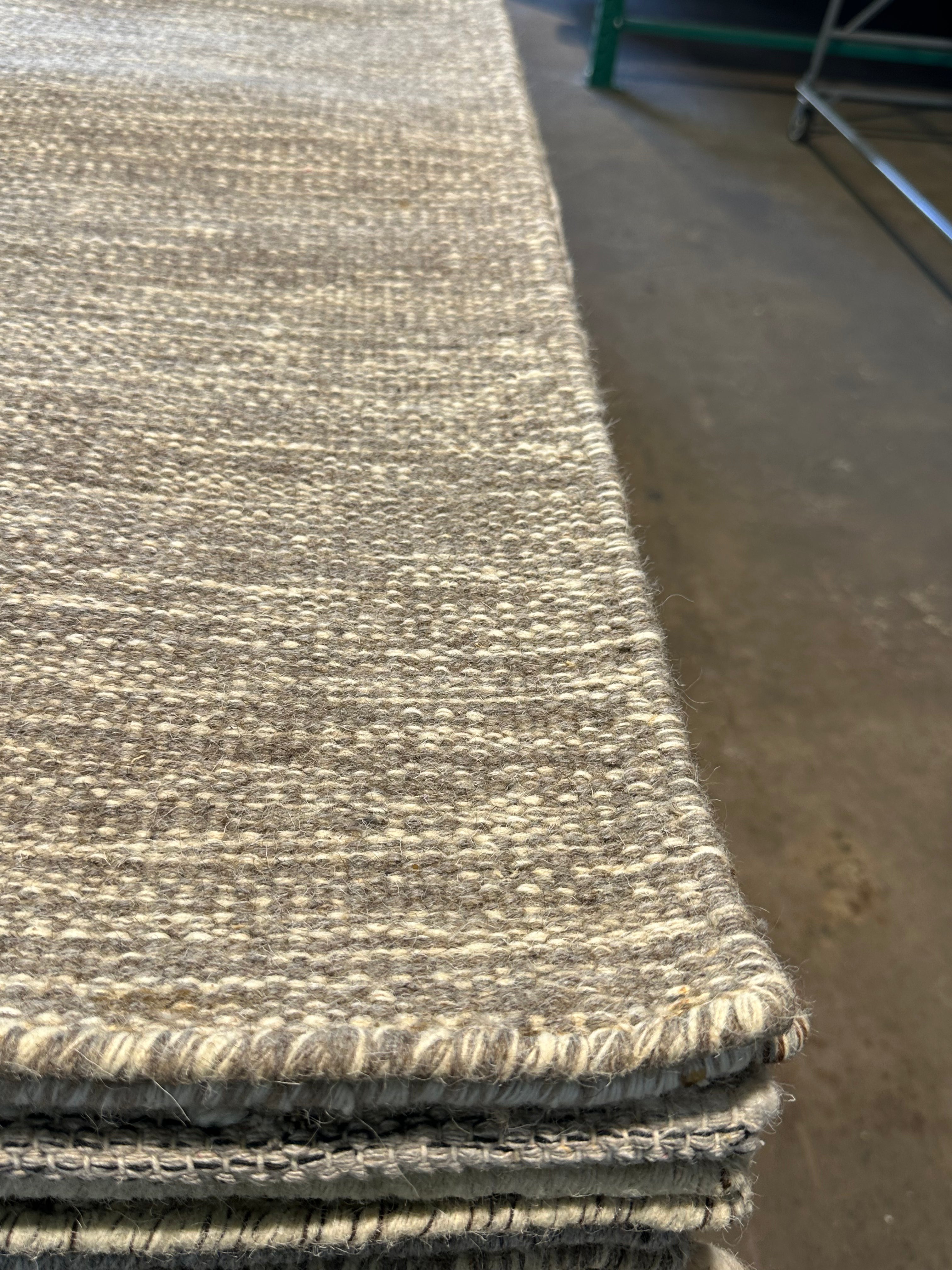 Devin Houston 6.9x9.9 Grey Handwoven Modern Rug
