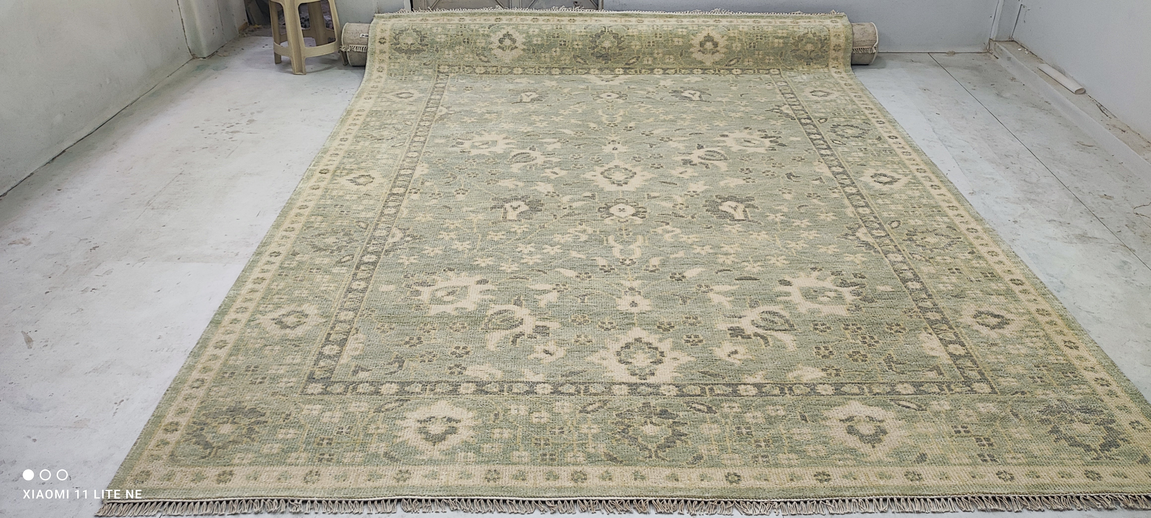 Britney Jean Spears 9x12 Green and Ivory Hand-Knotted Oushak Rug