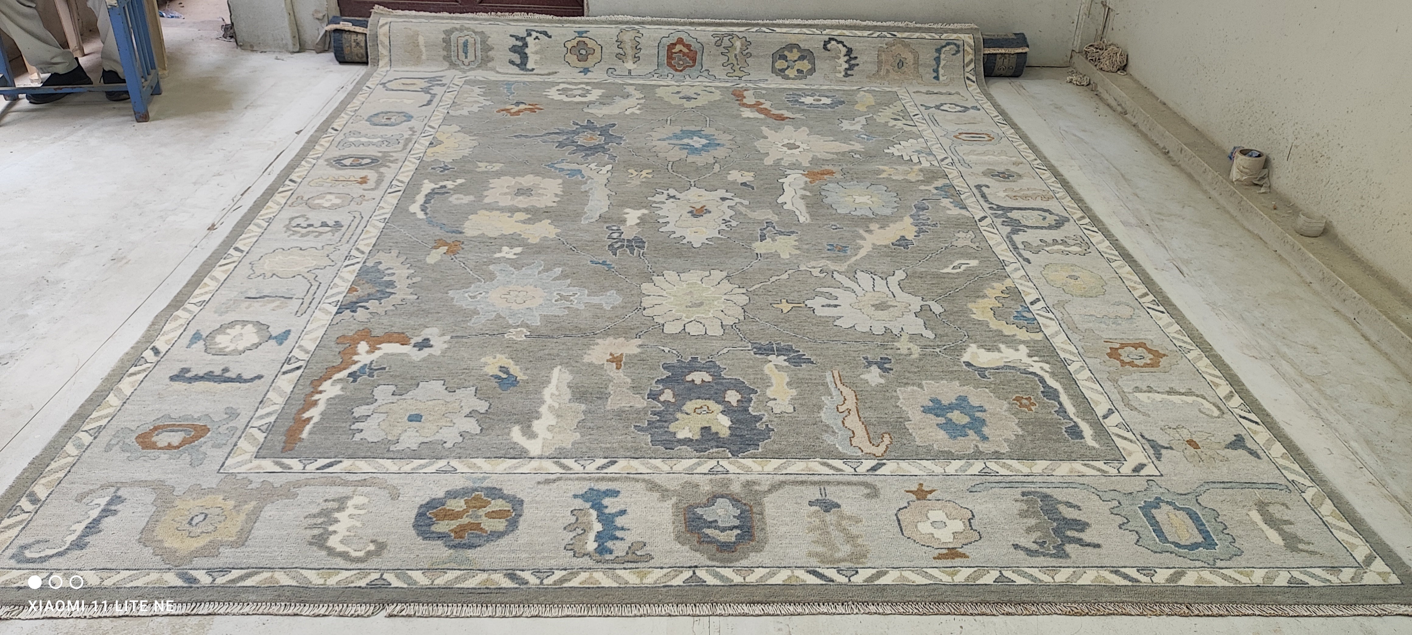 Yasmine Cope 9x11.9 Grey Hand-Knotted Rug